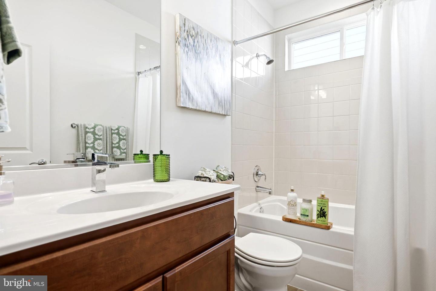 118 MILKWEED DR, LAKE FREDERICK, Virginia 22630, 2 Bedrooms Bedrooms, ,2 BathroomsBathrooms,Residential,For sale,118 MILKWEED DR,VAFV2037830 MLS # VAFV2037830 118 MILKWEED DR, LAKE FREDERICK, Virginia 22630, 2 Bedrooms Bedrooms, ,2 BathroomsBathrooms,Residential,For sale,118 MILKWEED DR,VAFV2037830 MLS # VAFV2037830