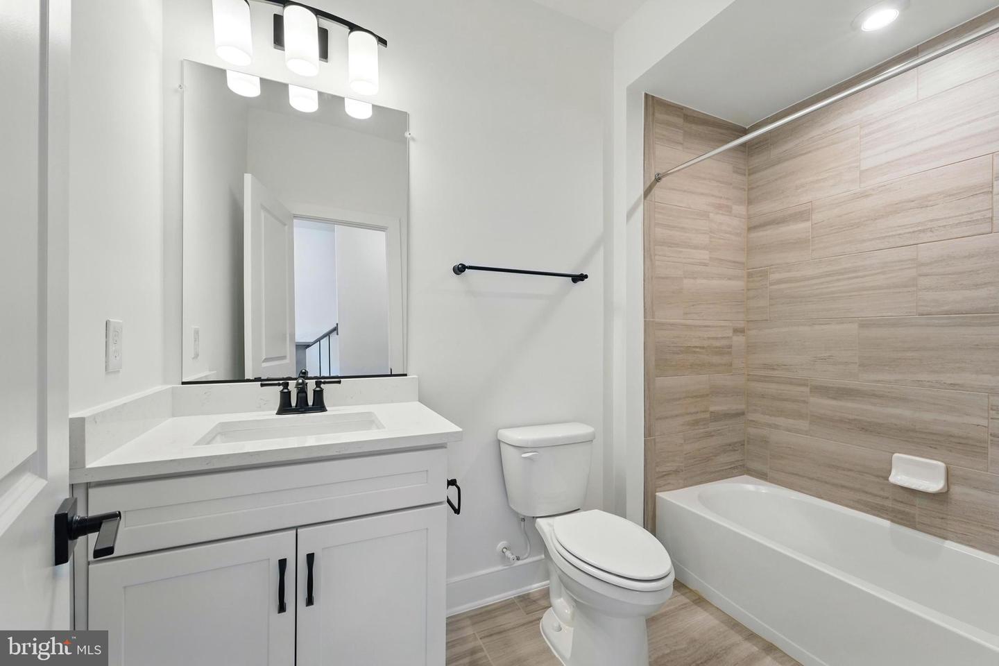 19722 PEACH FLOWER TER, ASHBURN, Virginia 20147, 4 Bedrooms Bedrooms, ,3 BathroomsBathrooms,Residential,For sale,19722 PEACH FLOWER TER,VALO2110462 MLS # VALO2110462 19722 PEACH FLOWER TER, ASHBURN, Virginia 20147, 4 Bedrooms Bedrooms, ,3 BathroomsBathrooms,Residential,For sale,19722 PEACH FLOWER TER,VALO2110462 MLS # VALO2110462