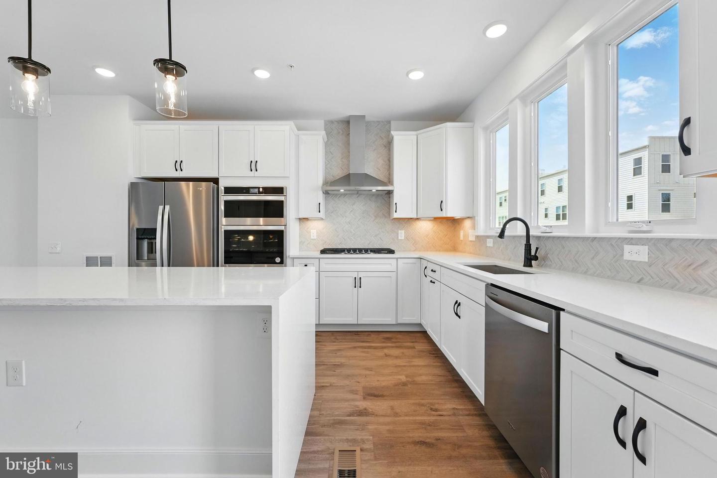 19722 PEACH FLOWER TER, ASHBURN, Virginia 20147, 4 Bedrooms Bedrooms, ,3 BathroomsBathrooms,Residential,For sale,19722 PEACH FLOWER TER,VALO2110462 MLS # VALO2110462 19722 PEACH FLOWER TER, ASHBURN, Virginia 20147, 4 Bedrooms Bedrooms, ,3 BathroomsBathrooms,Residential,For sale,19722 PEACH FLOWER TER,VALO2110462 MLS # VALO2110462