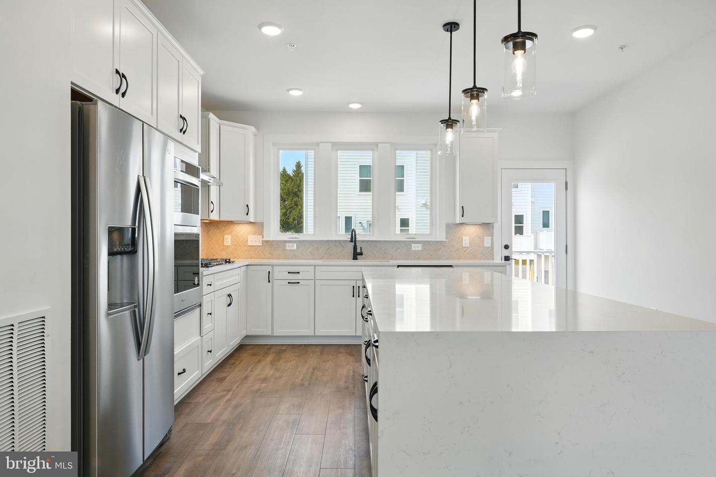 19722 PEACH FLOWER TER, ASHBURN, Virginia 20147, 4 Bedrooms Bedrooms, ,3 BathroomsBathrooms,Residential,For sale,19722 PEACH FLOWER TER,VALO2110462 MLS # VALO2110462 19722 PEACH FLOWER TER, ASHBURN, Virginia 20147, 4 Bedrooms Bedrooms, ,3 BathroomsBathrooms,Residential,For sale,19722 PEACH FLOWER TER,VALO2110462 MLS # VALO2110462