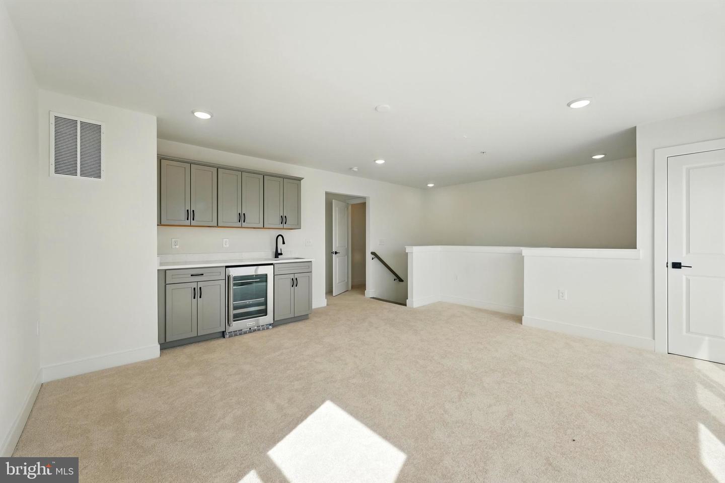 19722 PEACH FLOWER TER, ASHBURN, Virginia 20147, 4 Bedrooms Bedrooms, ,3 BathroomsBathrooms,Residential,For sale,19722 PEACH FLOWER TER,VALO2110462 MLS # VALO2110462 19722 PEACH FLOWER TER, ASHBURN, Virginia 20147, 4 Bedrooms Bedrooms, ,3 BathroomsBathrooms,Residential,For sale,19722 PEACH FLOWER TER,VALO2110462 MLS # VALO2110462