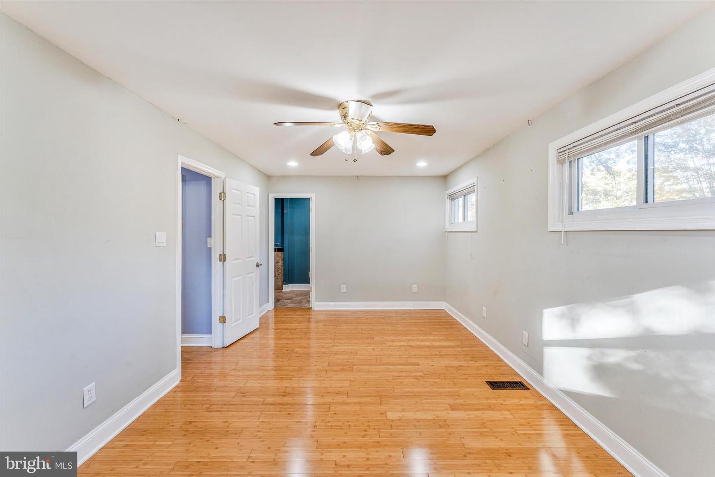 6719 RUSKIN ST, SPRINGFIELD, Virginia 22150, 4 Bedrooms Bedrooms, ,3 BathroomsBathrooms,Residential,For sale,6719 RUSKIN ST,VAFX2277536 MLS # VAFX2277536 6719 RUSKIN ST, SPRINGFIELD, Virginia 22150, 4 Bedrooms Bedrooms, ,3 BathroomsBathrooms,Residential,For sale,6719 RUSKIN ST,VAFX2277536 MLS # VAFX2277536