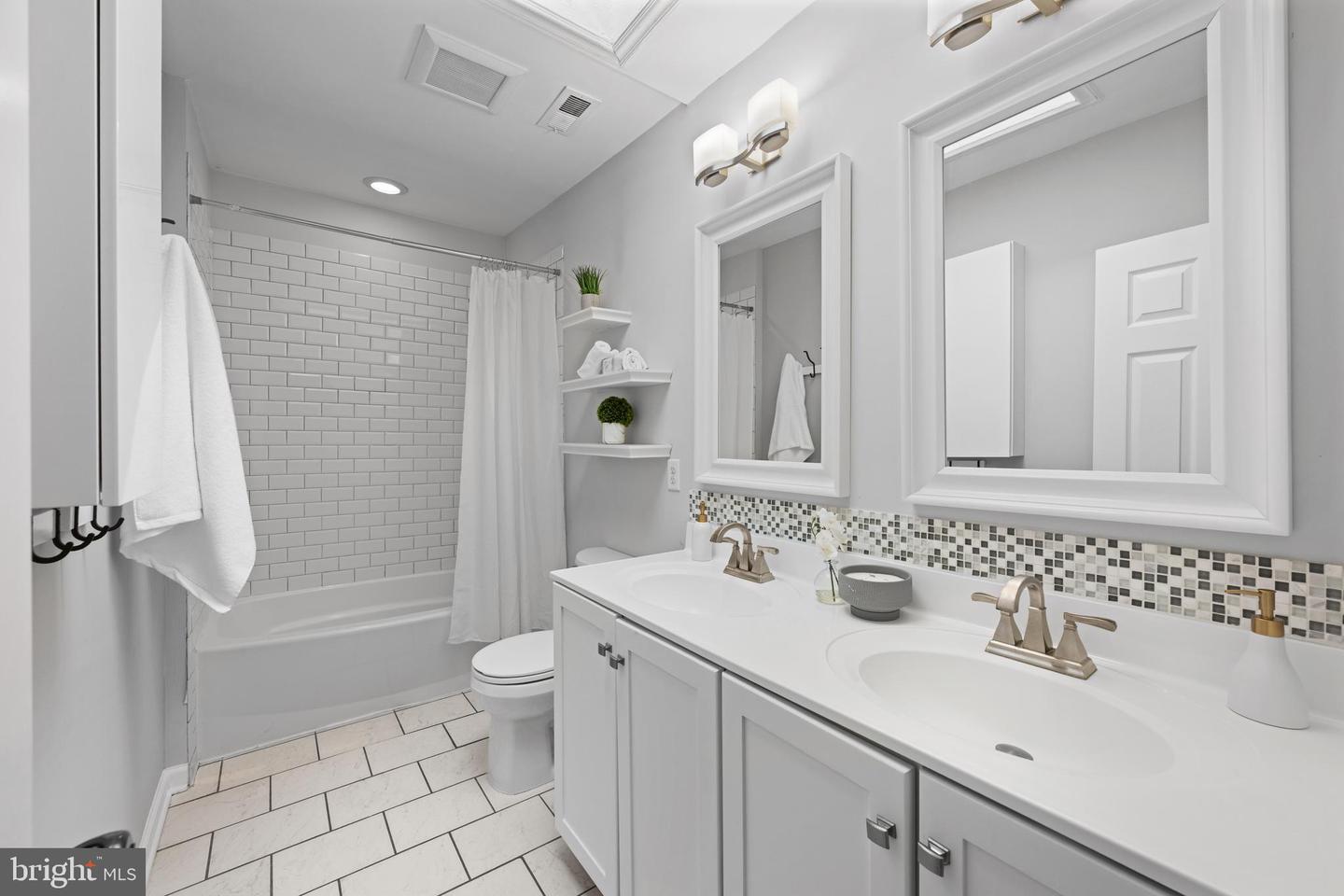 4200 13TH ST NE, WASHINGTON, District Of Columbia 20017, 3 Bedrooms Bedrooms, ,2 BathroomsBathrooms,Residential,For sale,4200 13TH ST NE,DCDC2230228 MLS # DCDC2230228 4200 13TH ST NE, WASHINGTON, District Of Columbia 20017, 3 Bedrooms Bedrooms, ,2 BathroomsBathrooms,Residential,For sale,4200 13TH ST NE,DCDC2230228 MLS # DCDC2230228