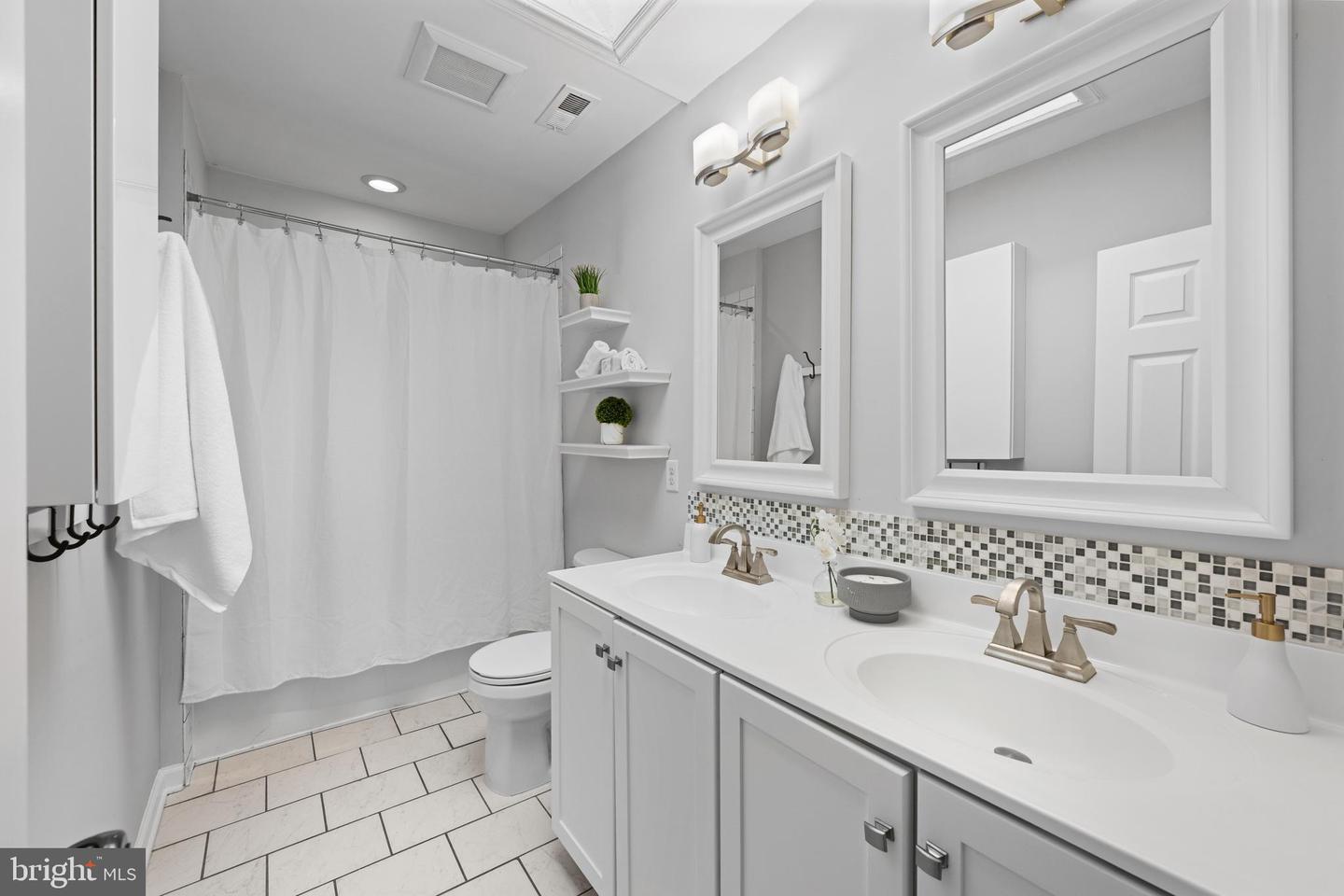 4200 13TH ST NE, WASHINGTON, District Of Columbia 20017, 3 Bedrooms Bedrooms, ,2 BathroomsBathrooms,Residential,For sale,4200 13TH ST NE,DCDC2230228 MLS # DCDC2230228 4200 13TH ST NE, WASHINGTON, District Of Columbia 20017, 3 Bedrooms Bedrooms, ,2 BathroomsBathrooms,Residential,For sale,4200 13TH ST NE,DCDC2230228 MLS # DCDC2230228