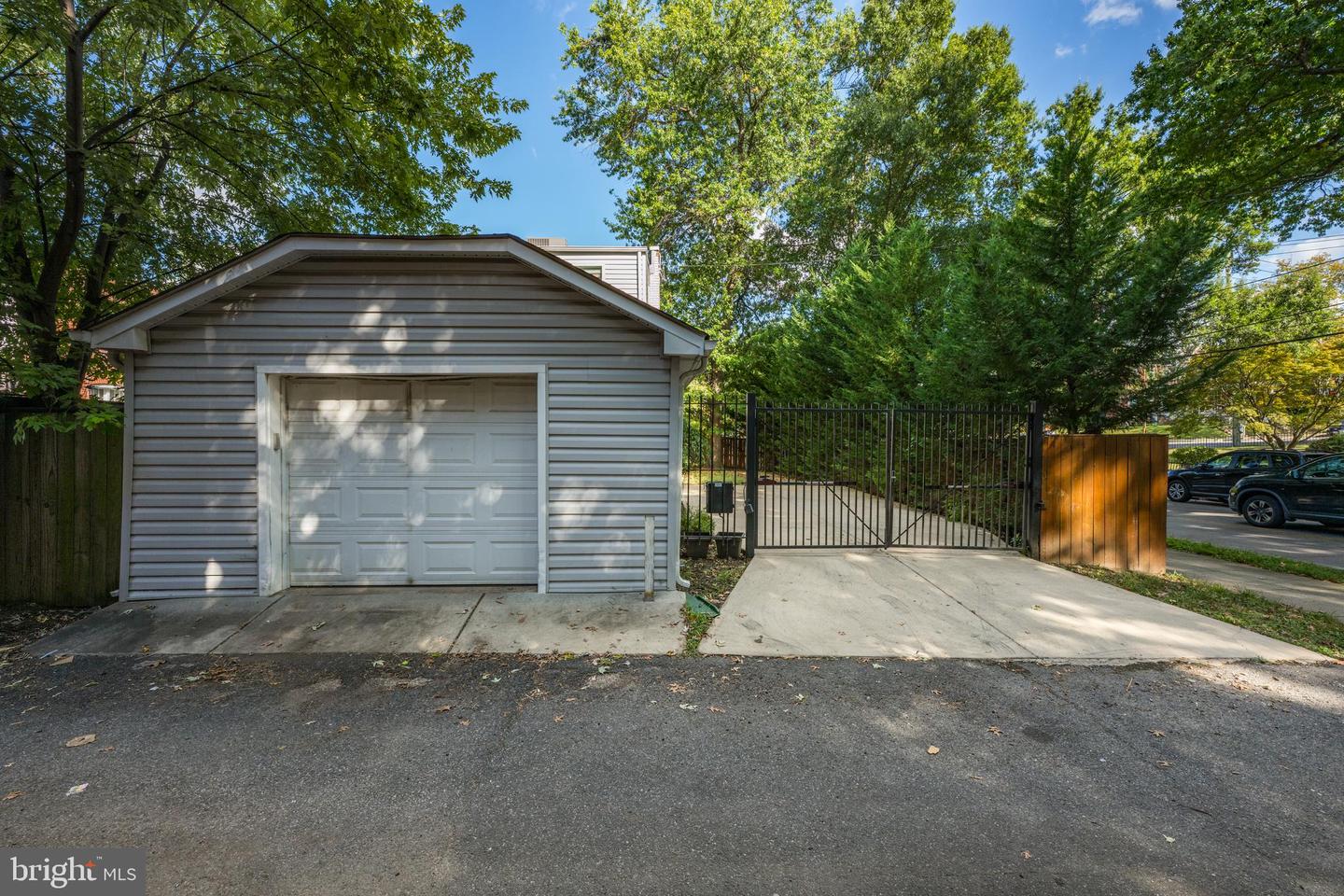 4200 13TH ST NE, WASHINGTON, District Of Columbia 20017, 3 Bedrooms Bedrooms, ,2 BathroomsBathrooms,Residential,For sale,4200 13TH ST NE,DCDC2230228 MLS # DCDC2230228 4200 13TH ST NE, WASHINGTON, District Of Columbia 20017, 3 Bedrooms Bedrooms, ,2 BathroomsBathrooms,Residential,For sale,4200 13TH ST NE,DCDC2230228 MLS # DCDC2230228