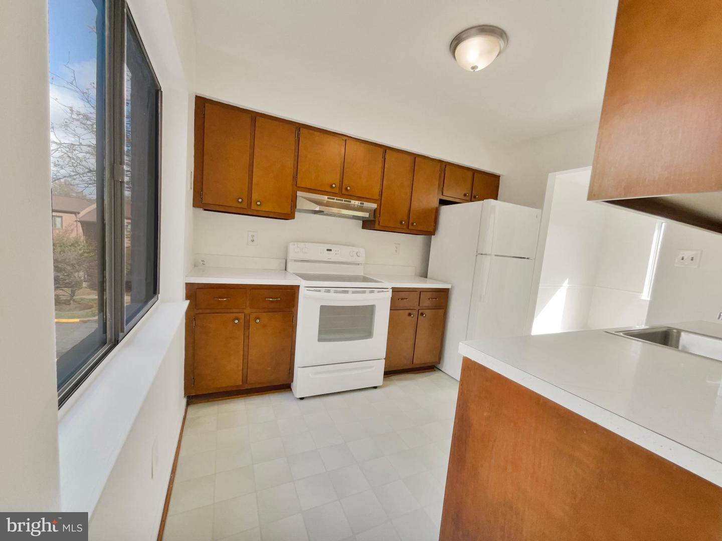 10625 PROVINCIAL DR #E, MANASSAS, Virginia 20109, 1 Bedroom Bedrooms, ,1 BathroomBathrooms,Residential,For sale,10625 PROVINCIAL DR #E,VAPW2107236 MLS # VAPW2107236