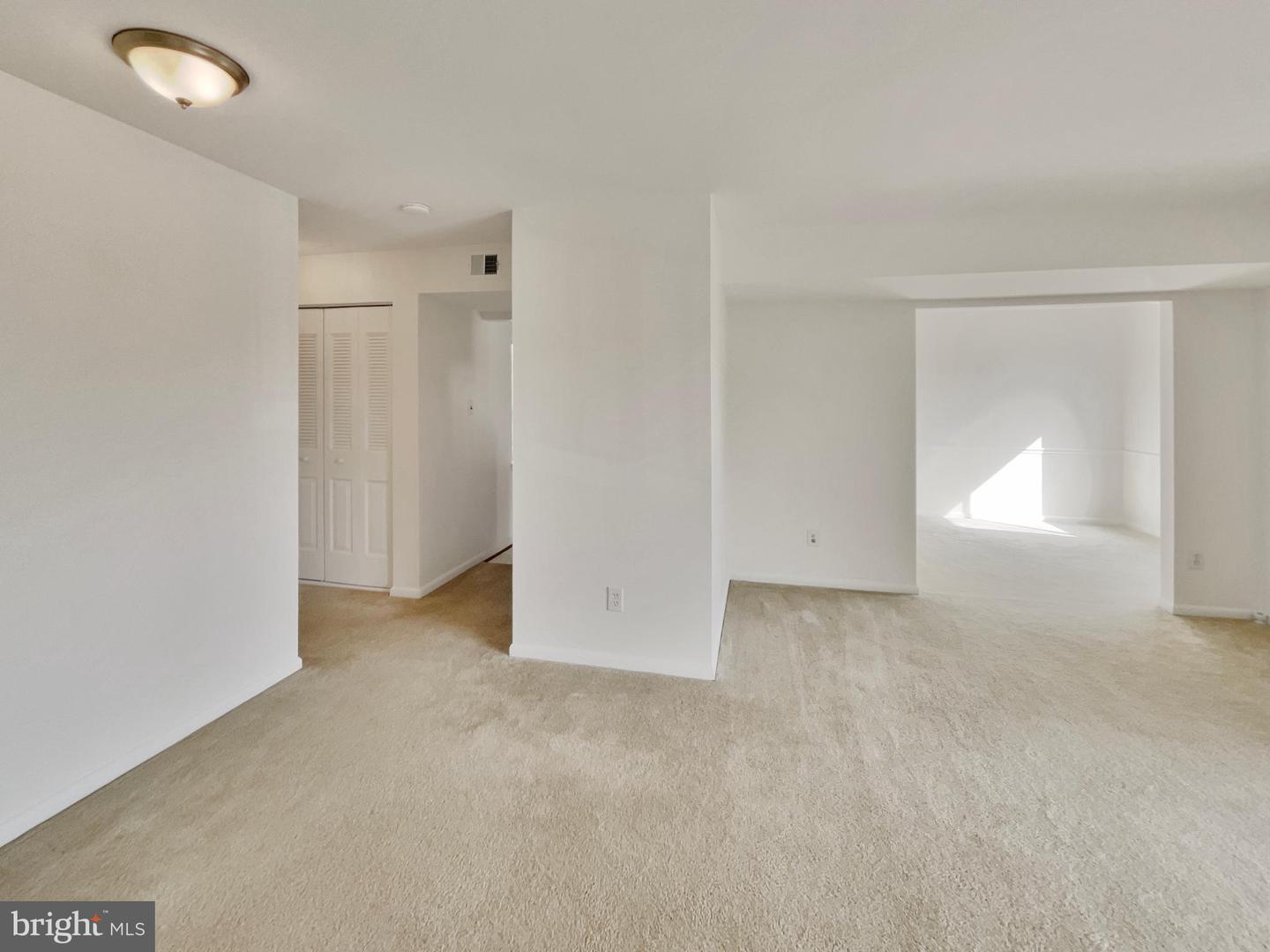 10625 PROVINCIAL DR #E, MANASSAS, Virginia 20109, 1 Bedroom Bedrooms, ,1 BathroomBathrooms,Residential,For sale,10625 PROVINCIAL DR #E,VAPW2107236 MLS # VAPW2107236