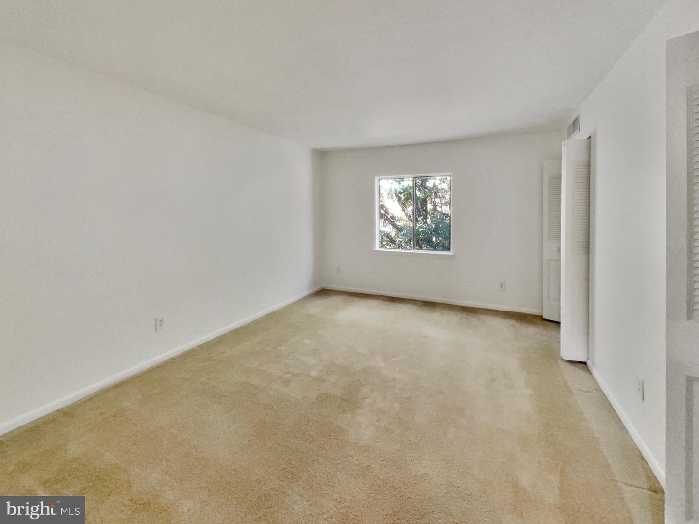 10625 PROVINCIAL DR #E, MANASSAS, Virginia 20109, 1 Bedroom Bedrooms, ,1 BathroomBathrooms,Residential,For sale,10625 PROVINCIAL DR #E,VAPW2107236 MLS # VAPW2107236