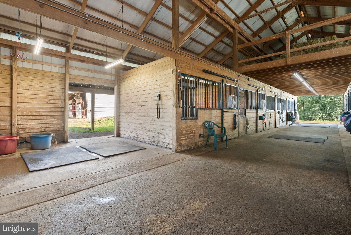 40332 COURTLAND FARM LN, ALDIE, Virginia 20105, 3 Bedrooms Bedrooms, ,2 BathroomsBathrooms,Farm,For sale,40332 COURTLAND FARM LN,VALO2104646 MLS # VALO2104646