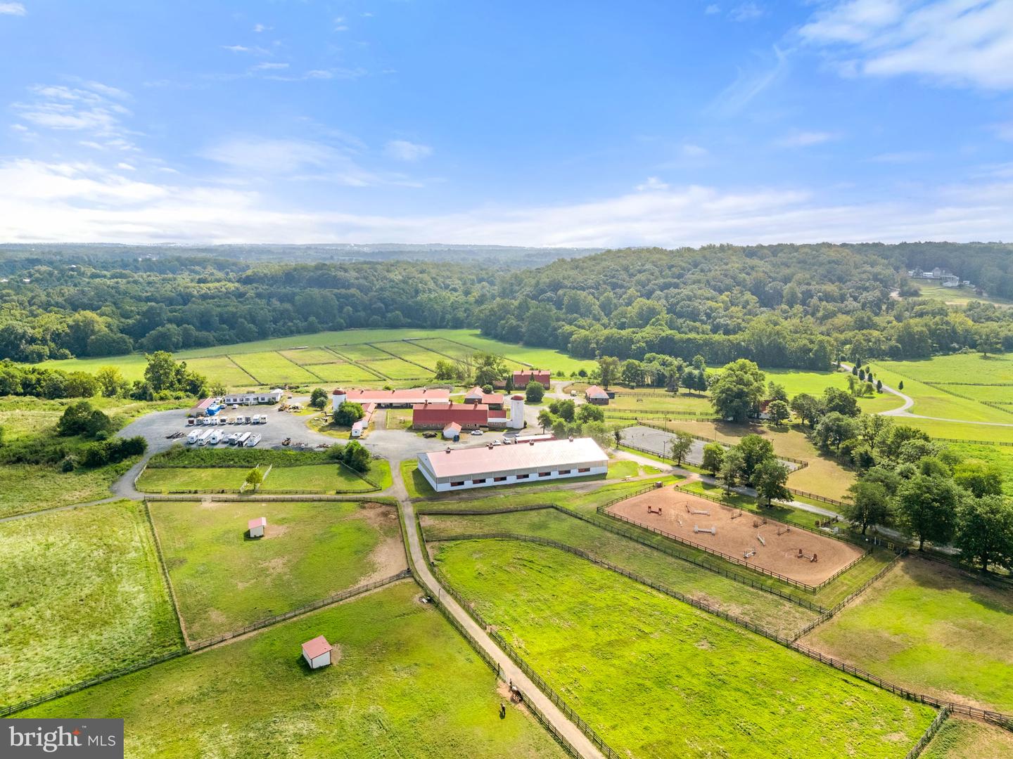 40332 COURTLAND FARM LN, ALDIE, Virginia 20105, 3 Bedrooms Bedrooms, ,2 BathroomsBathrooms,Farm,For sale,40332 COURTLAND FARM LN,VALO2104646 MLS # VALO2104646