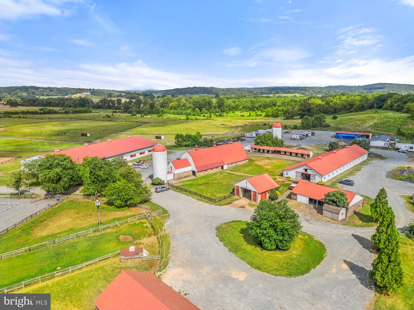 40332 COURTLAND FARM LN, ALDIE, Virginia 20105, 3 Bedrooms Bedrooms, ,2 BathroomsBathrooms,Farm,For sale,40332 COURTLAND FARM LN,VALO2104646 MLS # VALO2104646