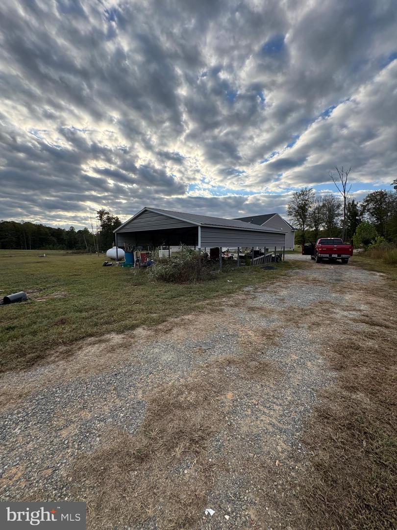 284 BOULDER SPRINGS LN, LOUISA, Virginia 23093, 4 Bedrooms Bedrooms, ,2 BathroomsBathrooms,Farm,For sale,284 BOULDER SPRINGS LN,VALA2008790 MLS # VALA2008790 284 BOULDER SPRINGS LN, LOUISA, Virginia 23093, 4 Bedrooms Bedrooms, ,2 BathroomsBathrooms,Farm,For sale,284 BOULDER SPRINGS LN,VALA2008790 MLS # VALA2008790