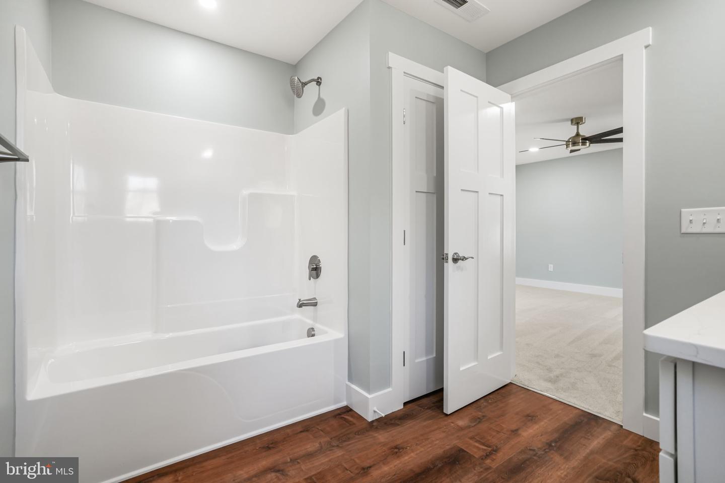 7921 EAST SIDE RD, CHINCOTEAGUE ISLAND, Virginia 23336, 3 Bedrooms Bedrooms, ,3 BathroomsBathrooms,Residential,For sale,7921 EAST SIDE RD,VAAC2001306 MLS # VAAC2001306