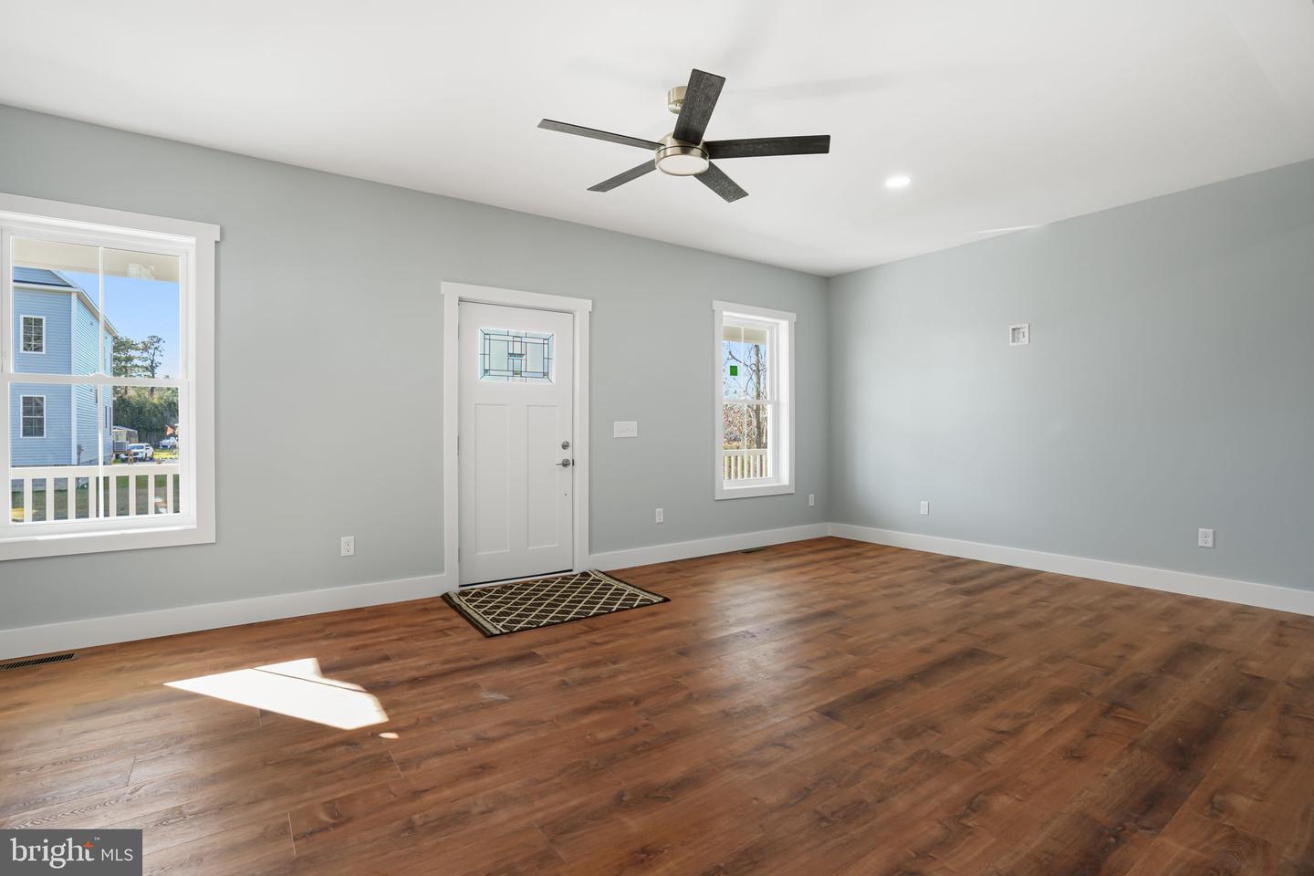 7921 EAST SIDE RD, CHINCOTEAGUE ISLAND, Virginia 23336, 3 Bedrooms Bedrooms, ,3 BathroomsBathrooms,Residential,For sale,7921 EAST SIDE RD,VAAC2001306 MLS # VAAC2001306