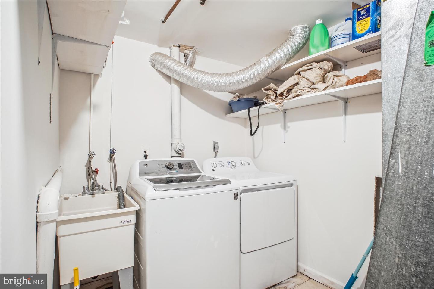 4536 GARBO CT, ANNANDALE, Virginia 22003, 4 Bedrooms Bedrooms, ,3 BathroomsBathrooms,Residential,For sale,4536 GARBO CT,VAFX2226842 MLS # VAFX2226842 4536 GARBO CT, ANNANDALE, Virginia 22003, 4 Bedrooms Bedrooms, ,3 BathroomsBathrooms,Residential,For sale,4536 GARBO CT,VAFX2226842 MLS # VAFX2226842