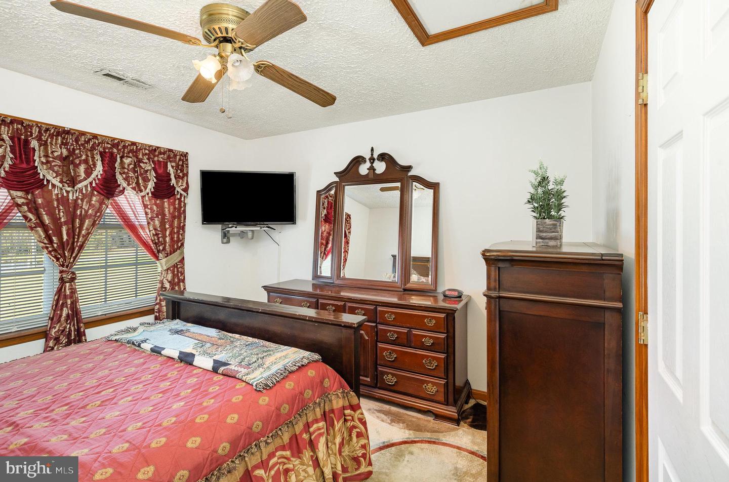 9121 WILL LOOP, KING GEORGE, Virginia 22485, 4 Bedrooms Bedrooms, ,2 BathroomsBathrooms,Residential,For sale,9121 WILL LOOP,VAKG2006278 MLS # VAKG2006278