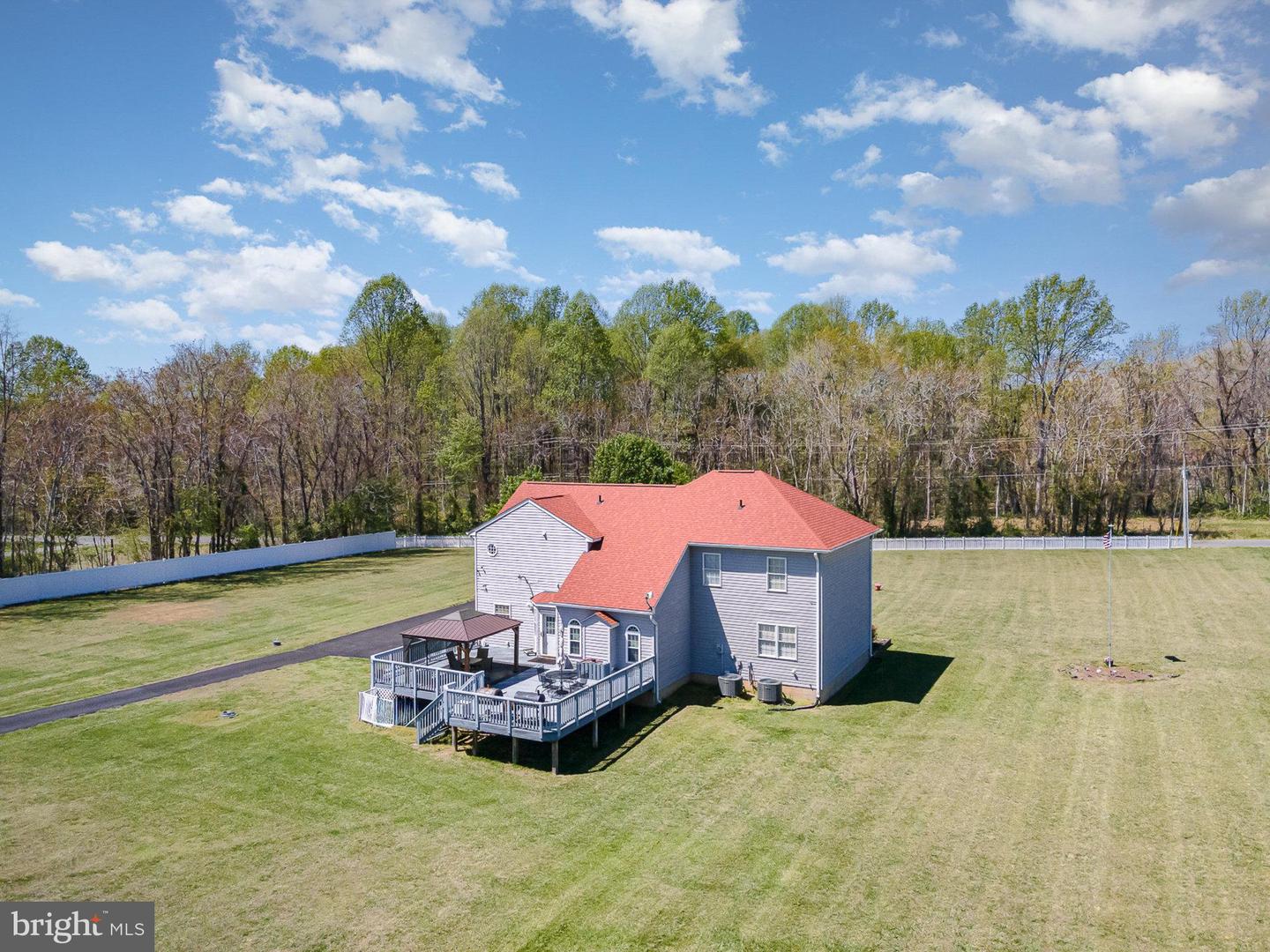 9121 WILL LOOP, KING GEORGE, Virginia 22485, 4 Bedrooms Bedrooms, ,2 BathroomsBathrooms,Residential,For sale,9121 WILL LOOP,VAKG2006278 MLS # VAKG2006278