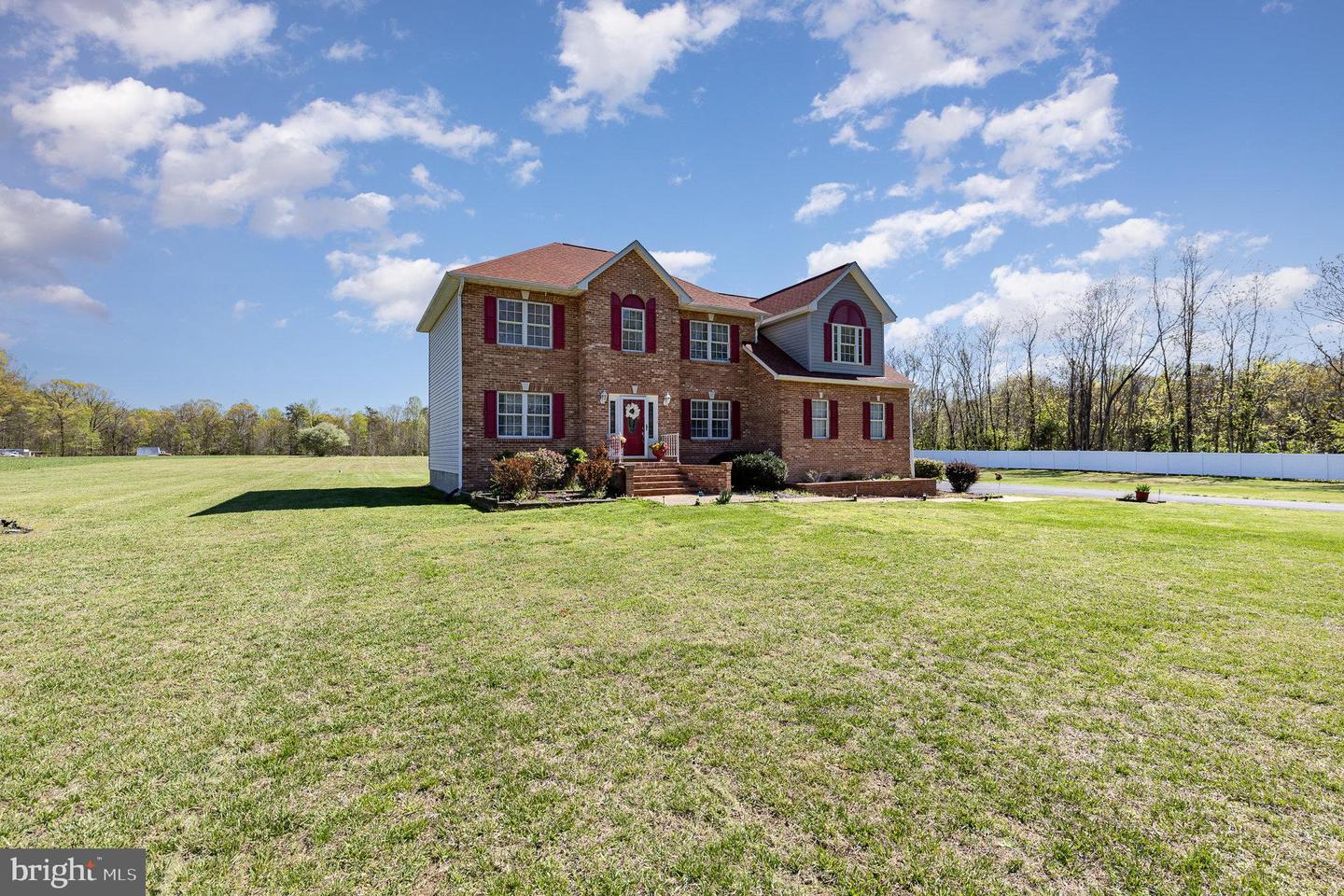 9121 WILL LOOP, KING GEORGE, Virginia 22485, 4 Bedrooms Bedrooms, ,2 BathroomsBathrooms,Residential,For sale,9121 WILL LOOP,VAKG2006278 MLS # VAKG2006278