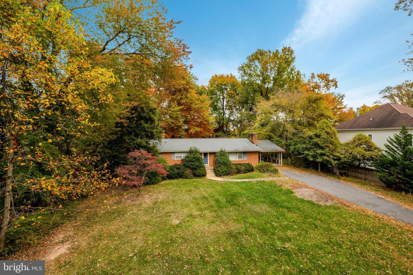 6424 DIVINE ST, MCLEAN, Virginia 22101, ,Land,For sale,6424 DIVINE ST,VAFX2276148 MLS # VAFX2276148