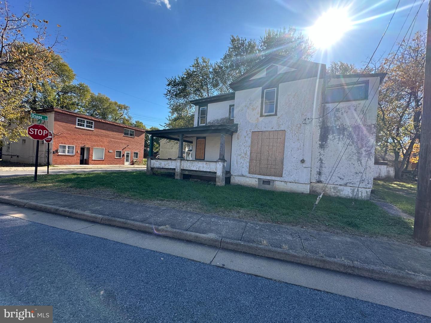 217 LAUREL ST, FRONT ROYAL, Virginia 22630, ,Land,For sale,217 LAUREL ST,VAWR2012714 MLS # VAWR2012714