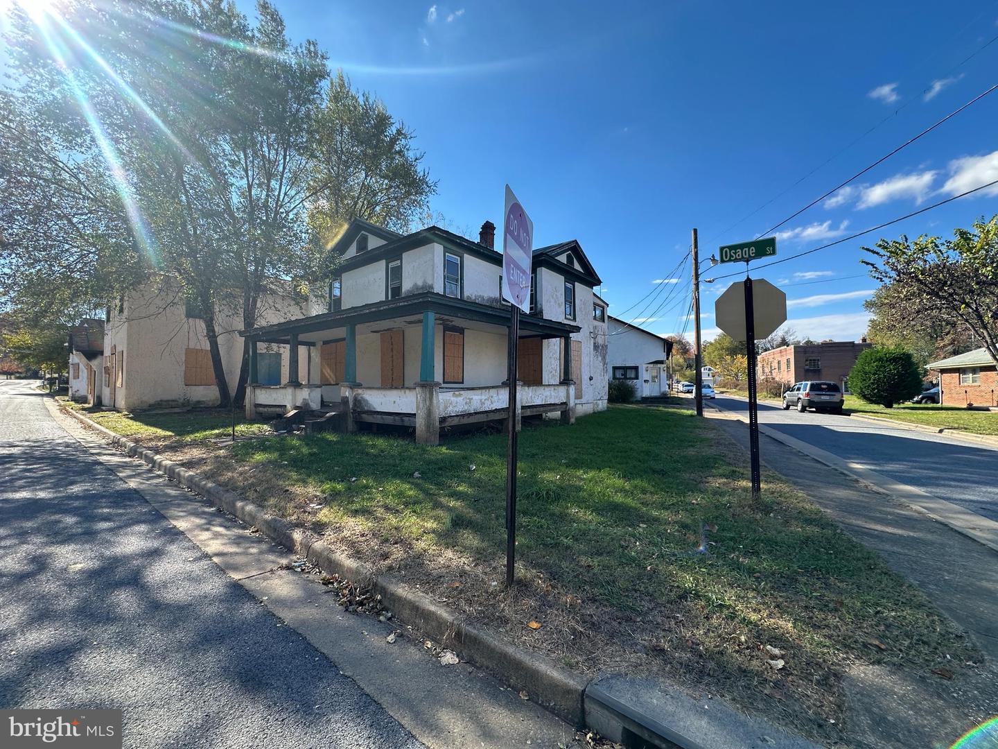 217 LAUREL ST, FRONT ROYAL, Virginia 22630, ,Land,For sale,217 LAUREL ST,VAWR2012714 MLS # VAWR2012714