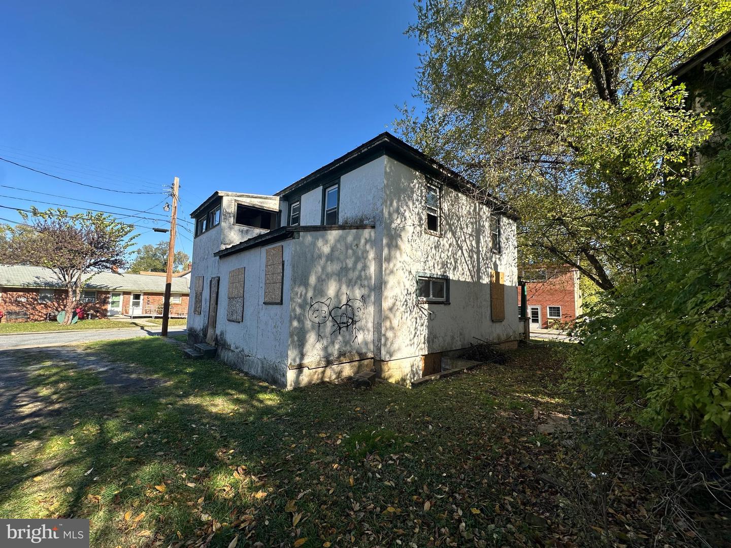 217 LAUREL ST, FRONT ROYAL, Virginia 22630, ,Land,For sale,217 LAUREL ST,VAWR2012714 MLS # VAWR2012714