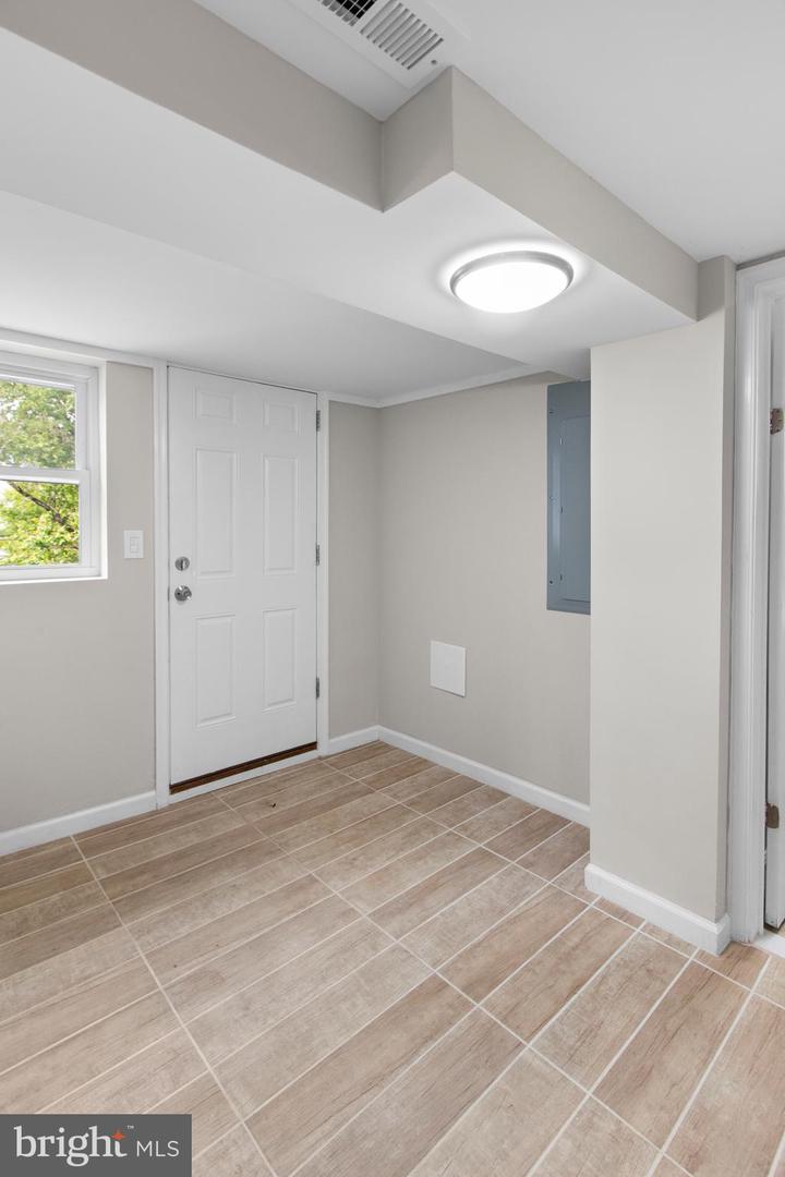 5021 A ST SE, WASHINGTON, District Of Columbia 20019, 3 Bedrooms Bedrooms, ,3 BathroomsBathrooms,Residential,For sale,5021 A ST SE,DCDC2205314 MLS # DCDC2205314