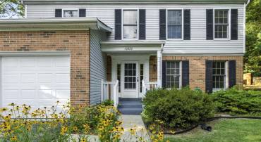 10820 ESTATE CT, FAIRFAX, Virginia 22030, 4 Bedrooms Bedrooms, 15 Rooms Rooms,2 BathroomsBathrooms,Residential,For sale,10820 ESTATE CT,VAFC2006614 MLS # VAFC2006614