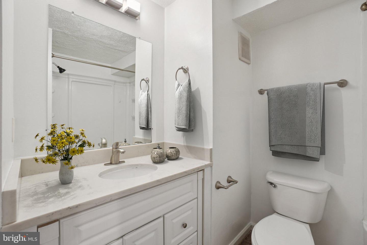 8386-C BROCKHAM DR, ALEXANDRIA, Virginia 22309, 1 Bedroom Bedrooms, ,1 BathroomBathrooms,Residential,For sale,8386-C BROCKHAM DR,VAFX2258992 MLS # VAFX2258992