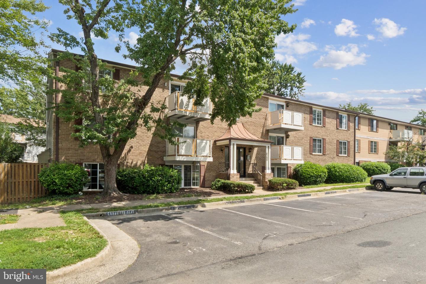 8386-C BROCKHAM DR, ALEXANDRIA, Virginia 22309, 1 Bedroom Bedrooms, ,1 BathroomBathrooms,Residential,For sale,8386-C BROCKHAM DR,VAFX2258992 MLS # VAFX2258992