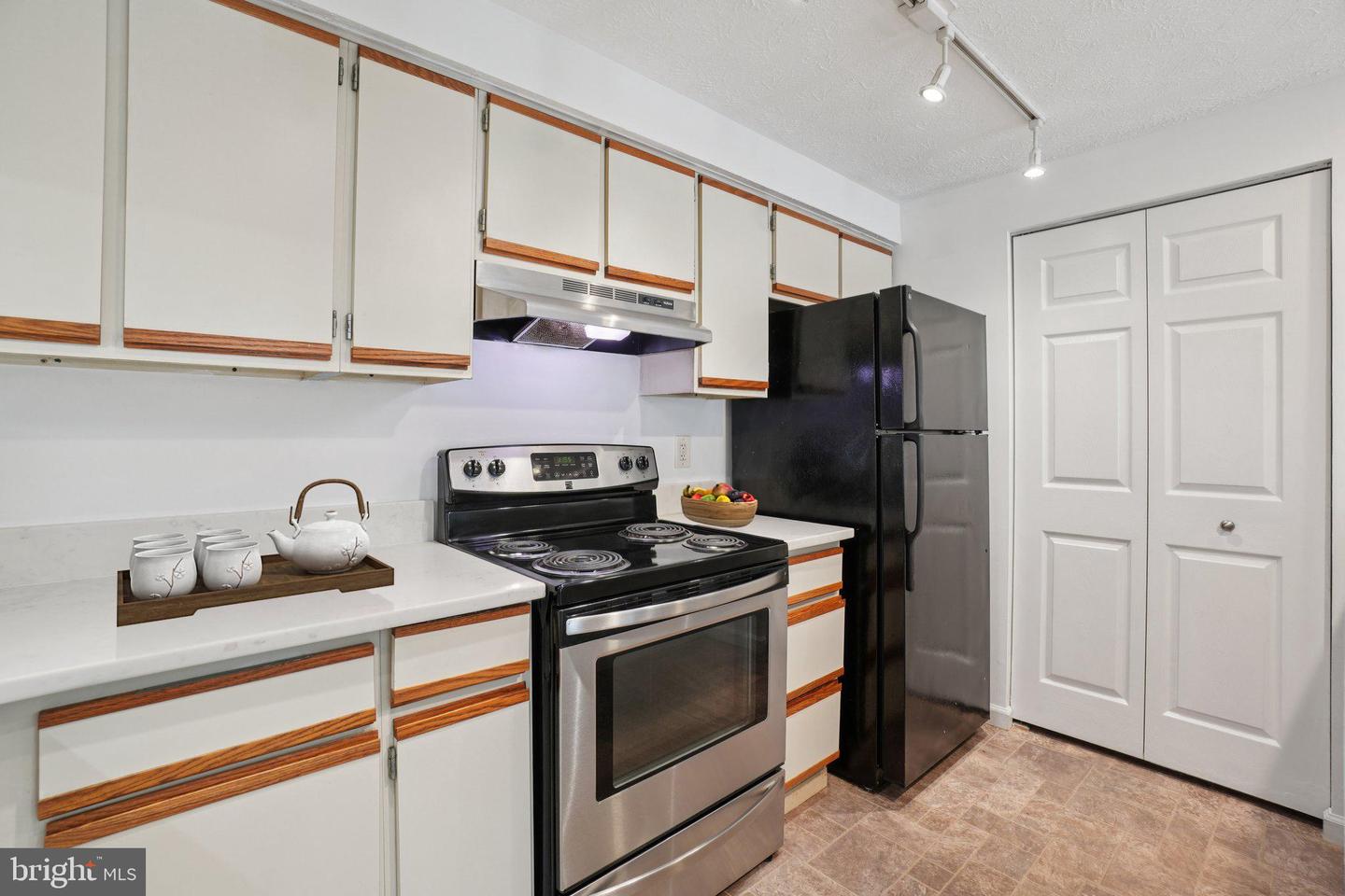 8386-C BROCKHAM DR, ALEXANDRIA, Virginia 22309, 1 Bedroom Bedrooms, ,1 BathroomBathrooms,Residential,For sale,8386-C BROCKHAM DR,VAFX2258992 MLS # VAFX2258992