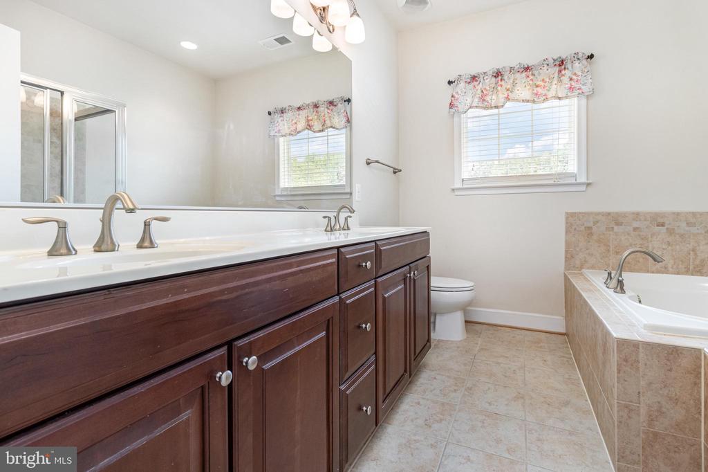 5503 BALLS BLUFF RD, FREDERICKSBURG, Virginia 22407, 3 Bedrooms Bedrooms, ,3 BathroomsBathrooms,Residential,5503 BALLS BLUFF RD,VASP2037412 MLS # VASP2037412