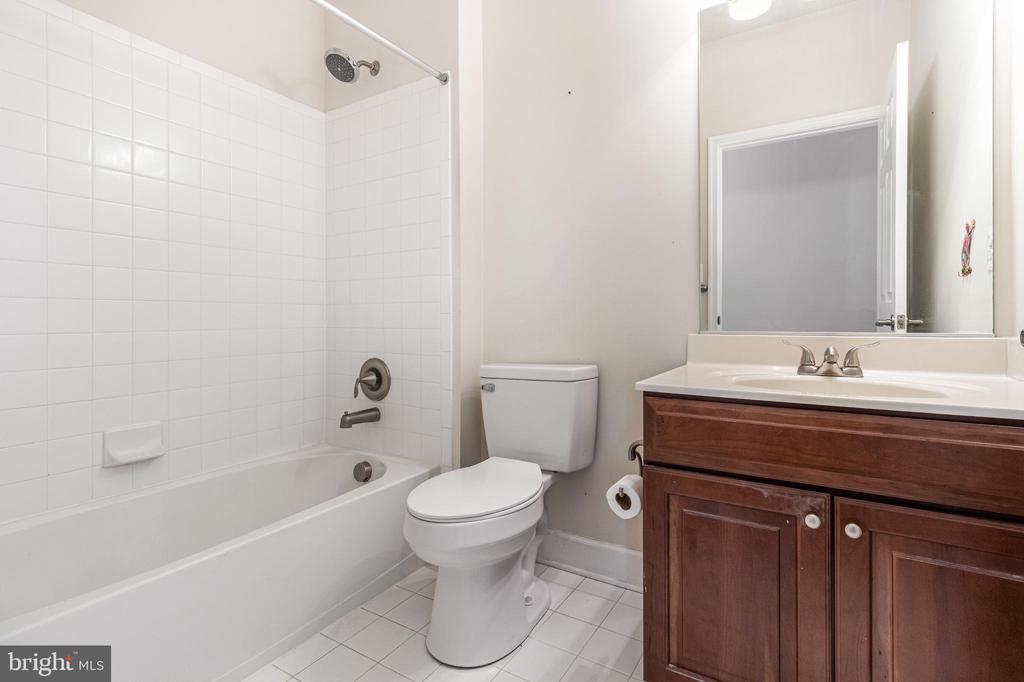 5503 BALLS BLUFF RD, FREDERICKSBURG, Virginia 22407, 3 Bedrooms Bedrooms, ,3 BathroomsBathrooms,Residential,5503 BALLS BLUFF RD,VASP2037412 MLS # VASP2037412