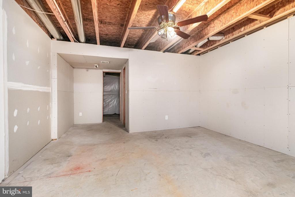 5503 BALLS BLUFF RD, FREDERICKSBURG, Virginia 22407, 3 Bedrooms Bedrooms, ,3 BathroomsBathrooms,Residential,5503 BALLS BLUFF RD,VASP2037412 MLS # VASP2037412