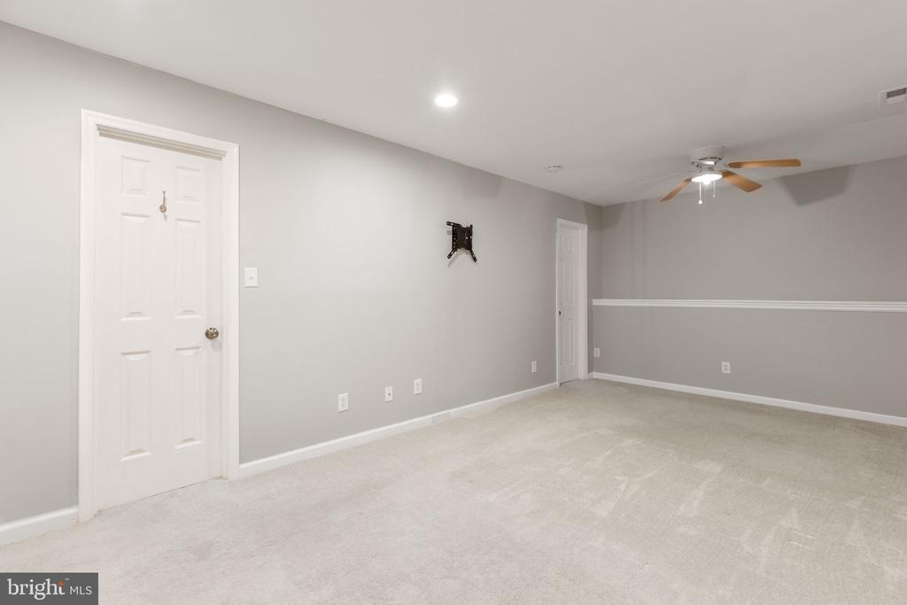 10403 DANIELS CT, SPOTSYLVANIA, Virginia 22553, 3 Bedrooms Bedrooms, ,3 BathroomsBathrooms,Residential,10403 DANIELS CT,VASP2037420 MLS # VASP2037420