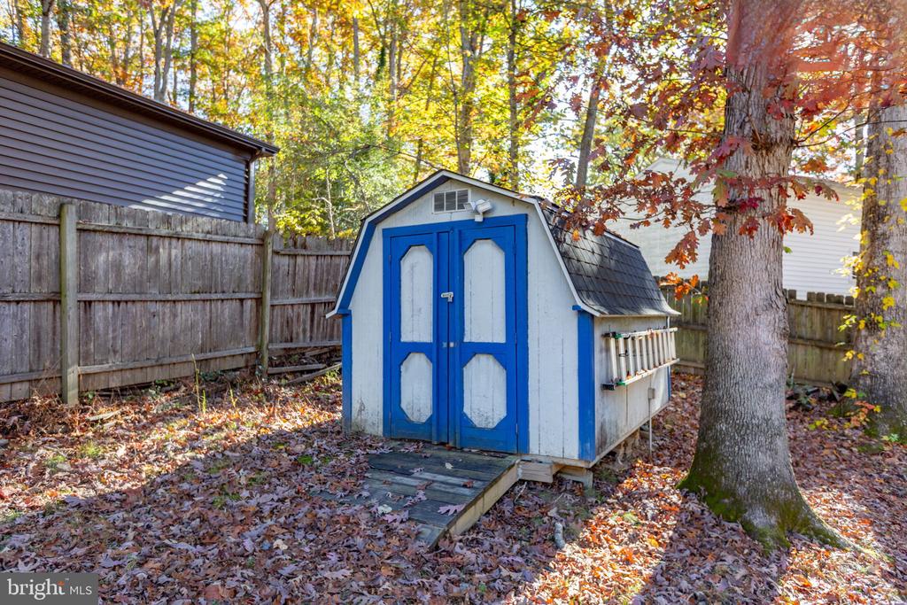 10403 DANIELS CT, SPOTSYLVANIA, Virginia 22553, 3 Bedrooms Bedrooms, ,3 BathroomsBathrooms,Residential,10403 DANIELS CT,VASP2037420 MLS # VASP2037420