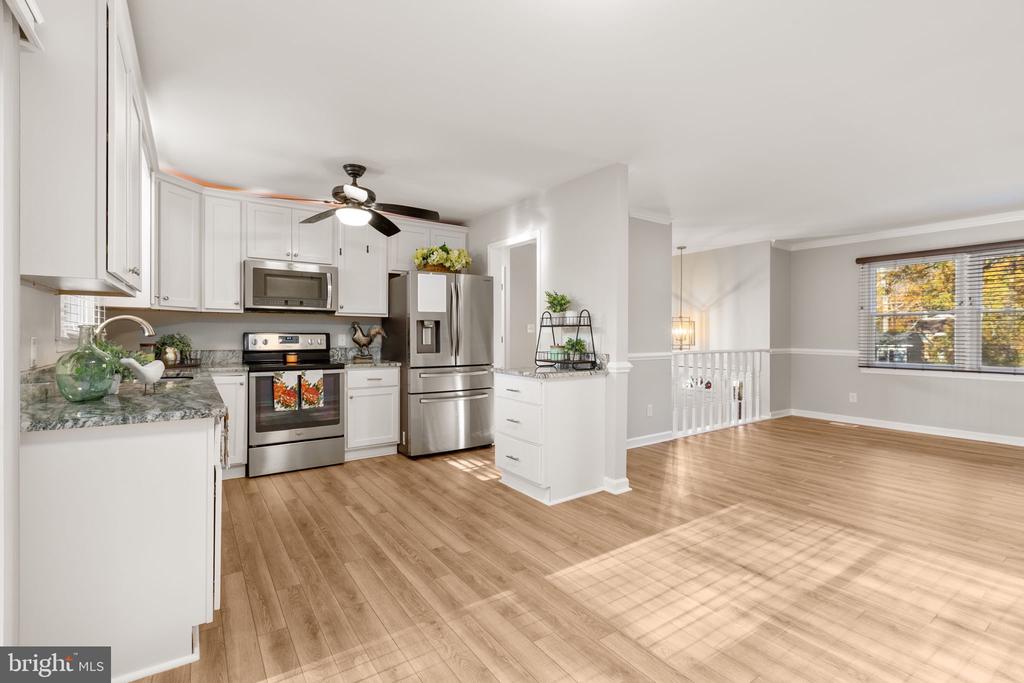 10403 DANIELS CT, SPOTSYLVANIA, Virginia 22553, 3 Bedrooms Bedrooms, ,3 BathroomsBathrooms,Residential,10403 DANIELS CT,VASP2037420 MLS # VASP2037420