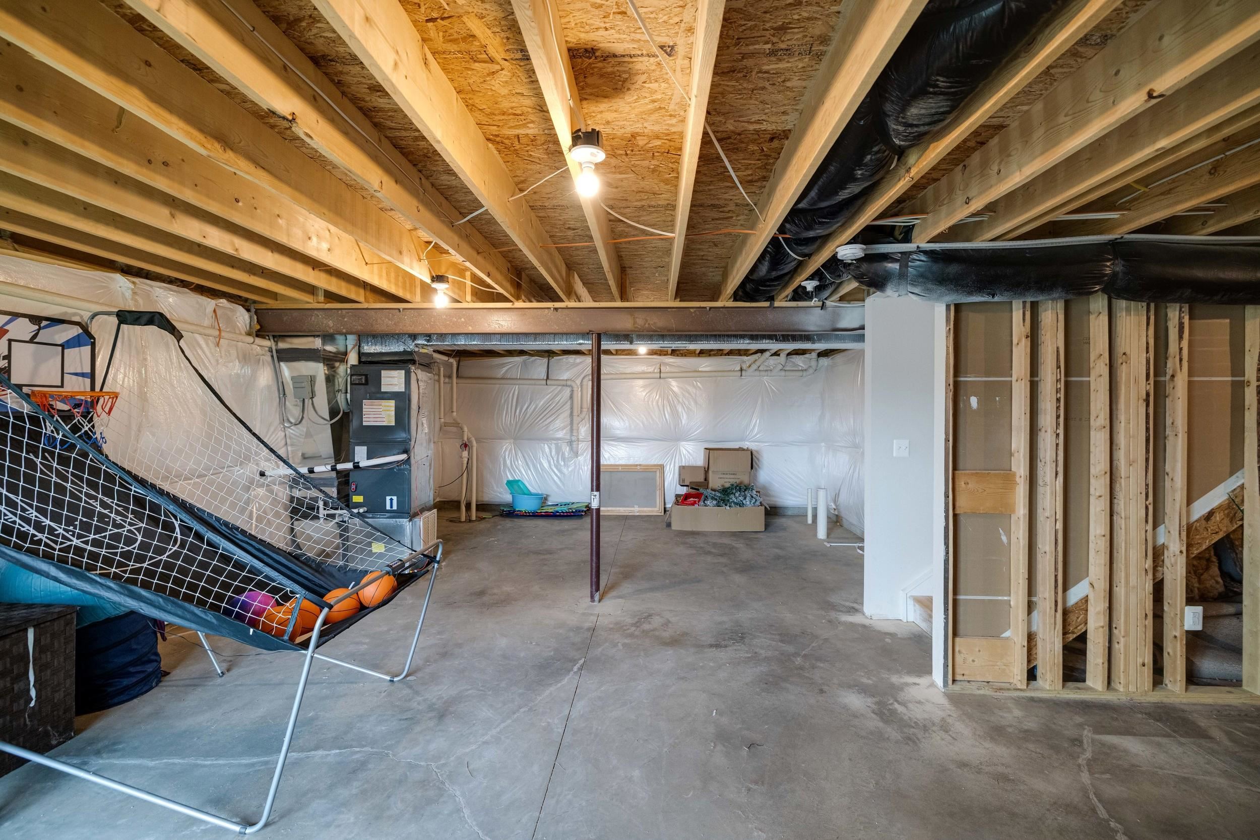 550 GROMMET DR, ROCKINGHAM, Virginia 22801, 5 Bedrooms Bedrooms, ,2 BathroomsBathrooms,Residential,550 Grommet Dr, Rockingham, VA 22801,550 GROMMET DR,666333 MLS # 666333