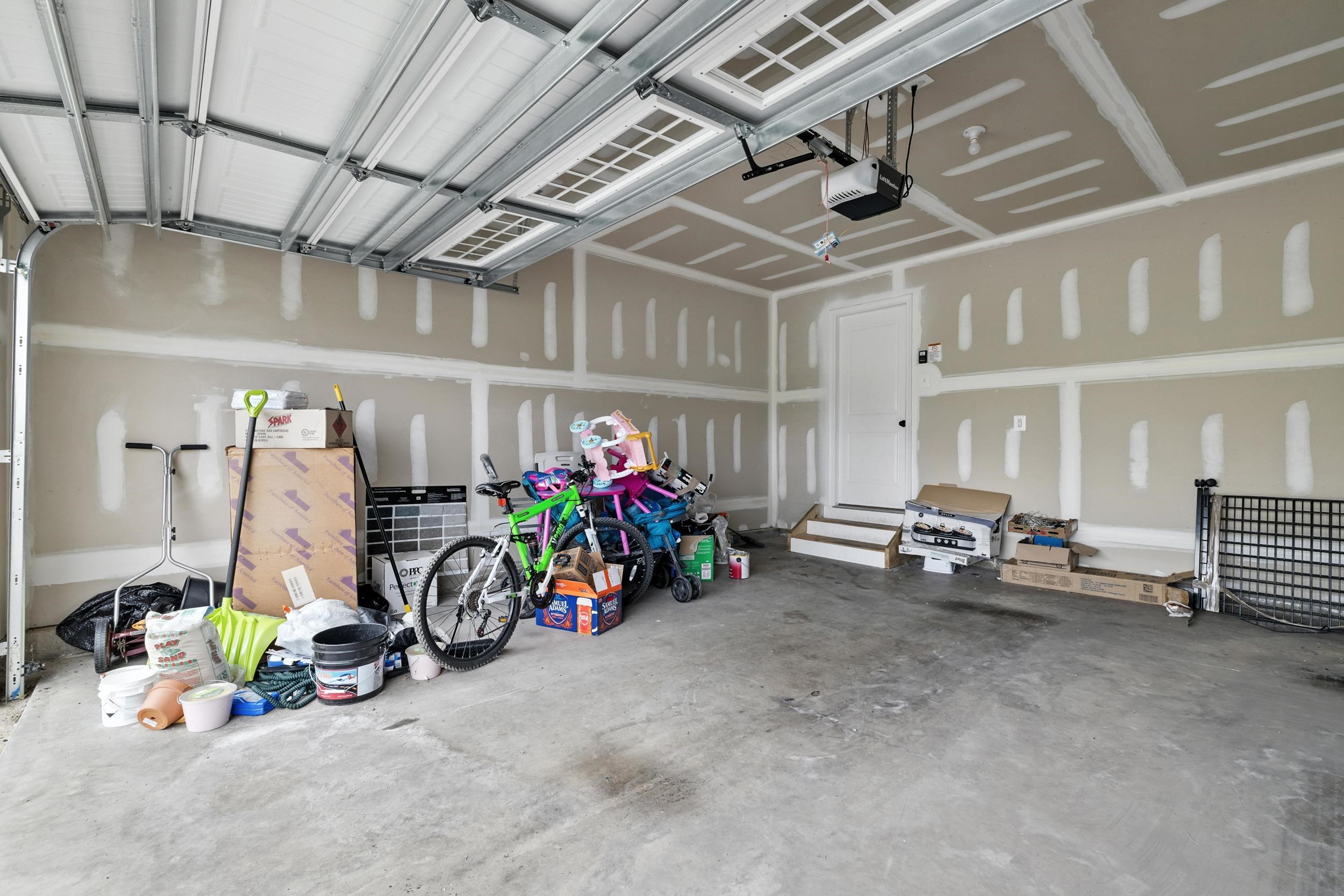 550 GROMMET DR, ROCKINGHAM, Virginia 22801, 5 Bedrooms Bedrooms, ,2 BathroomsBathrooms,Residential,550 Grommet Dr, Rockingham, VA 22801,550 GROMMET DR,666333 MLS # 666333