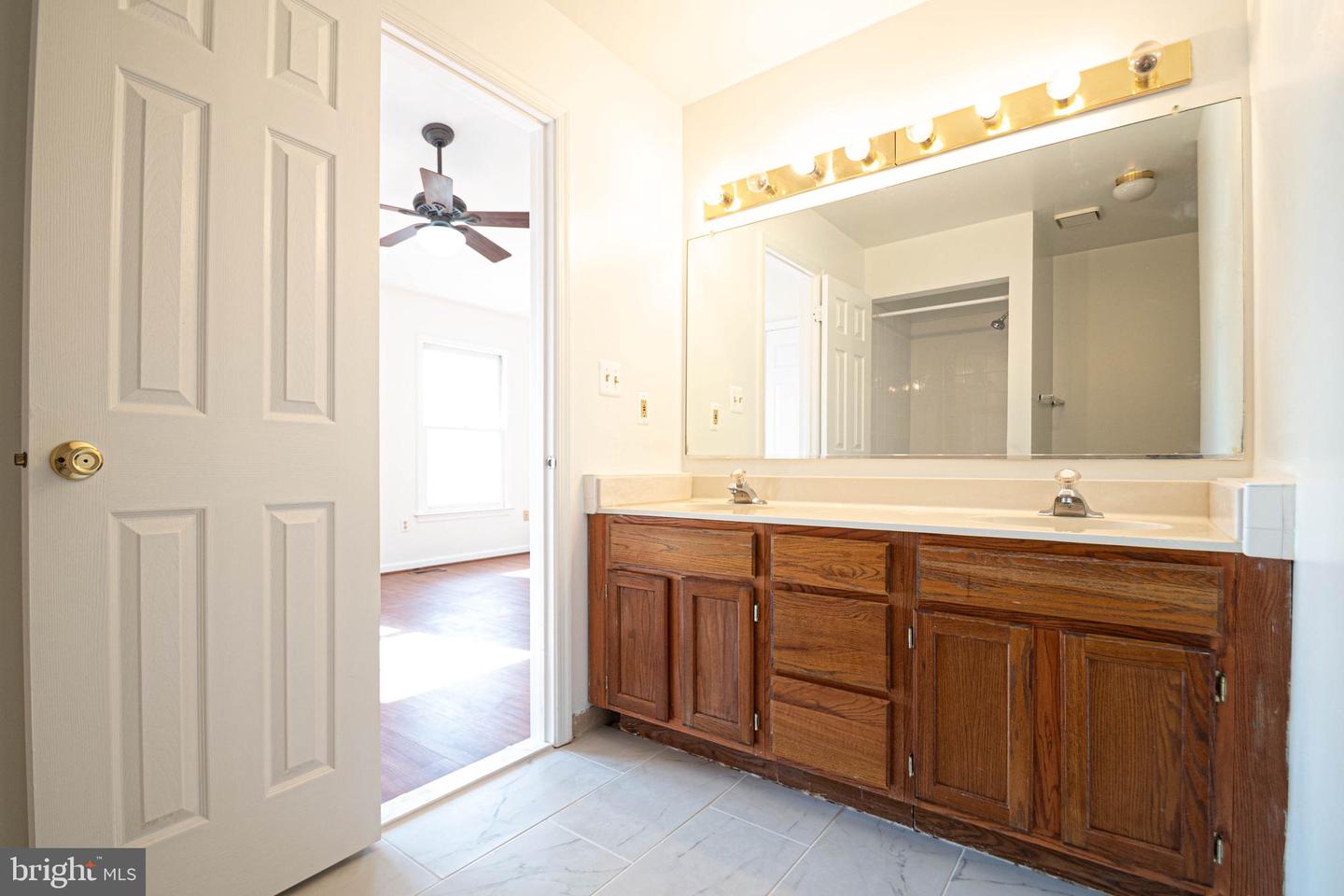 6324 SHIREY LN, CENTREVILLE, Virginia 20121, 2 Bedrooms Bedrooms, ,3 BathroomsBathrooms,Residential,For sale,6324 SHIREY LN,VAFX2263272 MLS # VAFX2263272 6324 SHIREY LN, CENTREVILLE, Virginia 20121, 2 Bedrooms Bedrooms, ,3 BathroomsBathrooms,Residential,For sale,6324 SHIREY LN,VAFX2263272 MLS # VAFX2263272