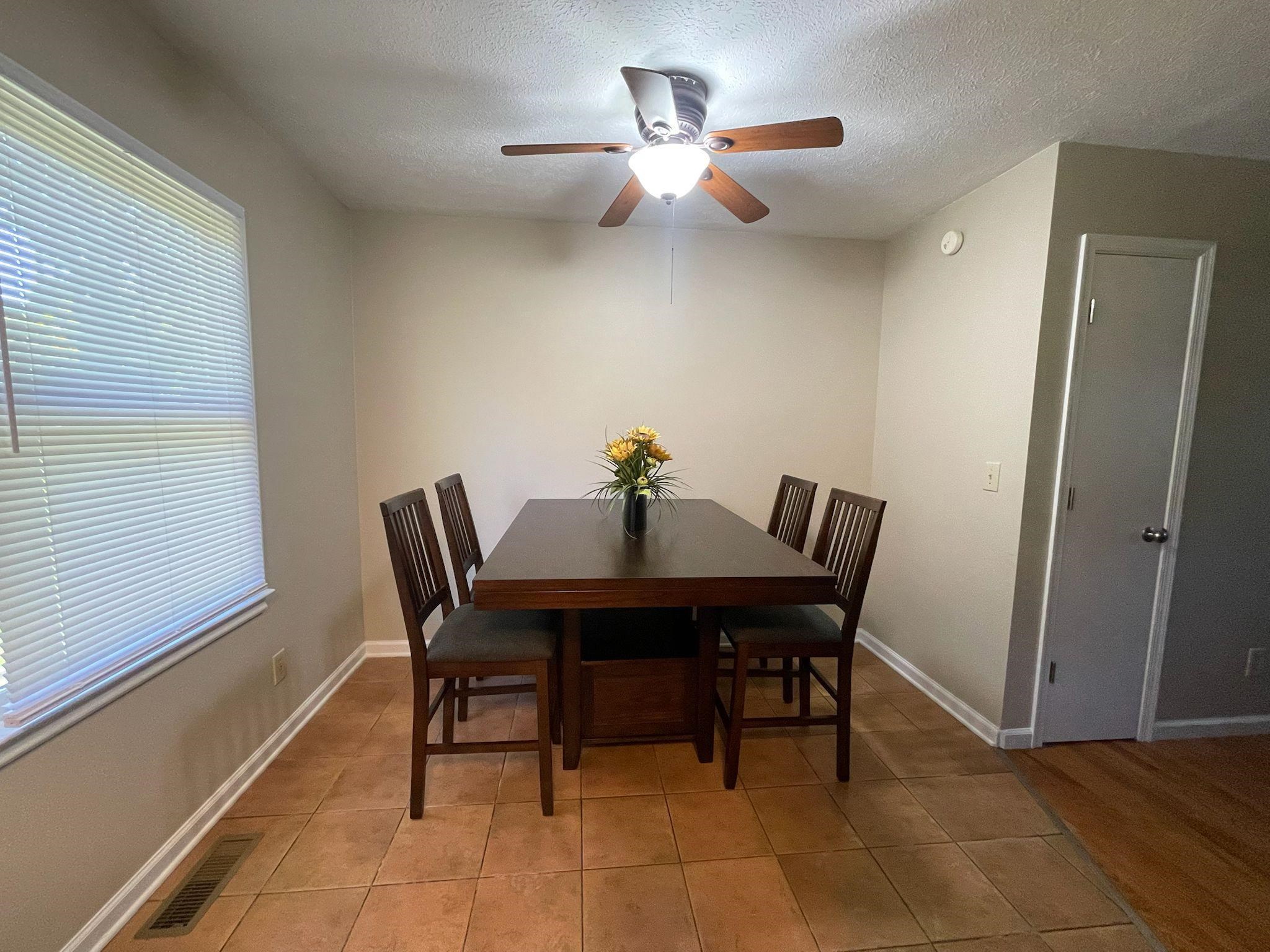 321 WESTWOOD BLVD, STAUNTON, Virginia 24401, 3 Bedrooms Bedrooms, ,2 BathroomsBathrooms,Residential,Westwood,321 WESTWOOD BLVD,669937 MLS # 669937