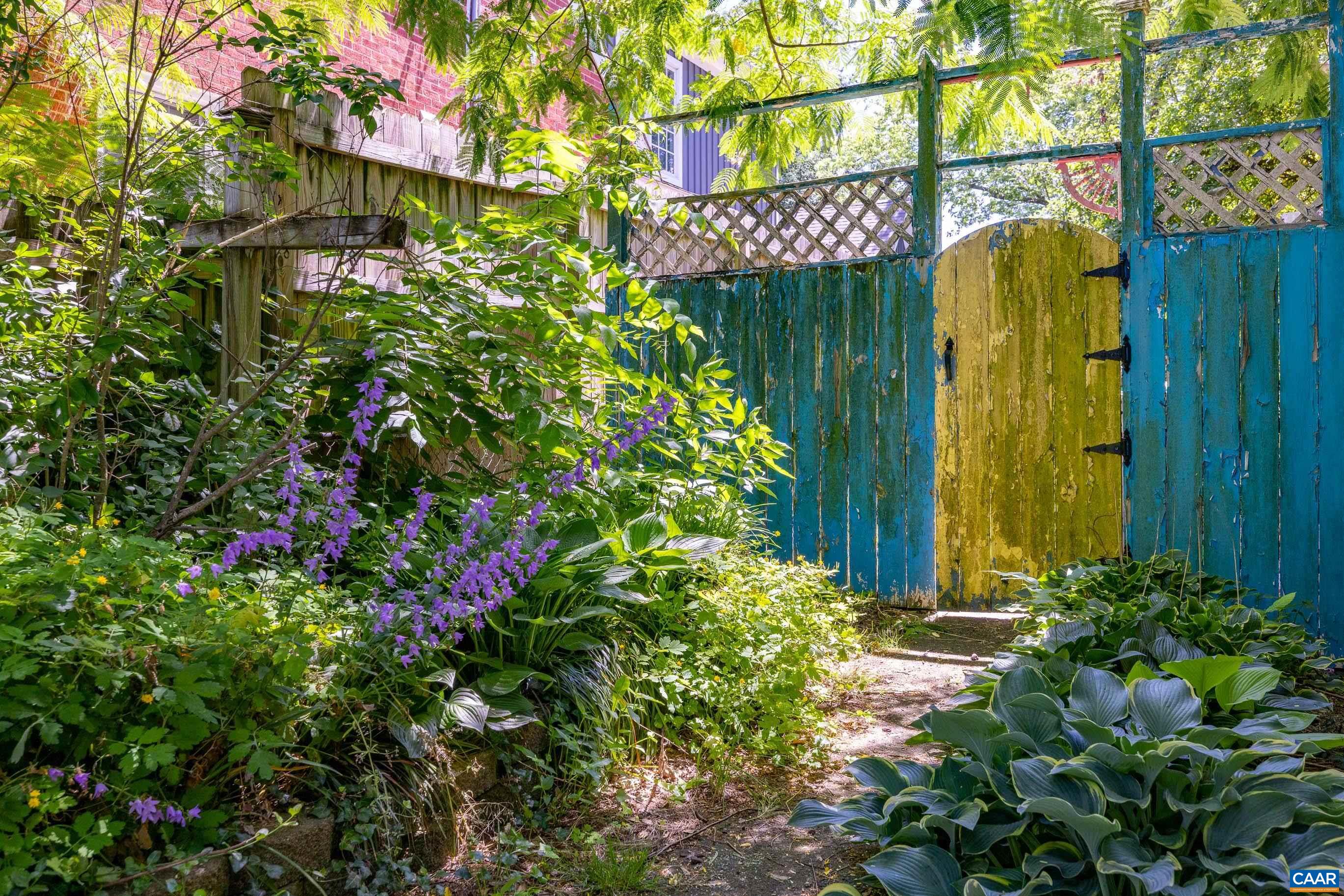 708 LOCUST AVE, CHARLOTTESVILLE, Virginia 22902, 3 Bedrooms Bedrooms, ,1 BathroomBathrooms,Residential,708 LOCUST AVE,670698 MLS # 670698 708 LOCUST AVE, CHARLOTTESVILLE, Virginia 22902, 3 Bedrooms Bedrooms, ,1 BathroomBathrooms,Residential,708 LOCUST AVE,670698 MLS # 670698