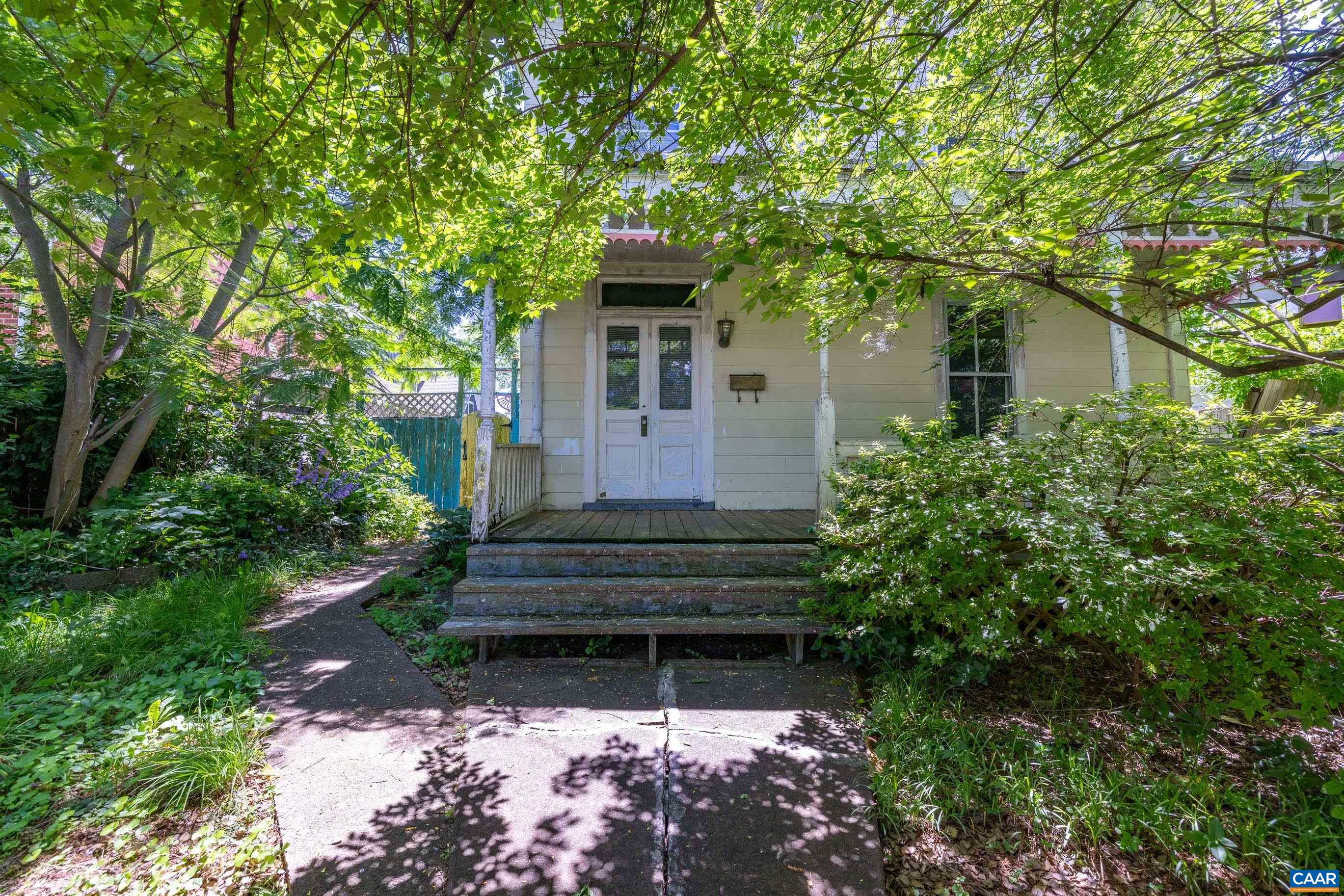 708 LOCUST AVE, CHARLOTTESVILLE, Virginia 22902, 3 Bedrooms Bedrooms, ,1 BathroomBathrooms,Residential,708 LOCUST AVE,670698 MLS # 670698 708 LOCUST AVE, CHARLOTTESVILLE, Virginia 22902, 3 Bedrooms Bedrooms, ,1 BathroomBathrooms,Residential,708 LOCUST AVE,670698 MLS # 670698