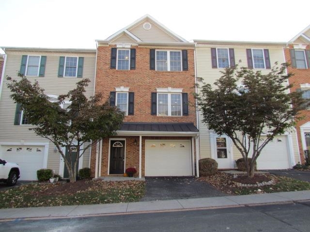 2976 CRYSTAL SPRING LN, ROCKINGHAM, Virginia 22801, 3 Bedrooms Bedrooms, ,2 BathroomsBathrooms,Residential,2976 CRYSTAL SPRING LN,670702 MLS # 670702 2976 CRYSTAL SPRING LN, ROCKINGHAM, Virginia 22801, 3 Bedrooms Bedrooms, ,2 BathroomsBathrooms,Residential,2976 CRYSTAL SPRING LN,670702 MLS # 670702