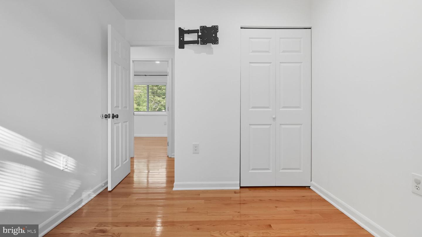 814 N CROYDON ST, STERLING, Virginia 20164, 6 Bedrooms Bedrooms, 8 Rooms Rooms,2 BathroomsBathrooms,Residential,For sale,814 N CROYDON ST,VALO2106940 MLS # VALO2106940 814 N CROYDON ST, STERLING, Virginia 20164, 6 Bedrooms Bedrooms, 8 Rooms Rooms,2 BathroomsBathrooms,Residential,For sale,814 N CROYDON ST,VALO2106940 MLS # VALO2106940