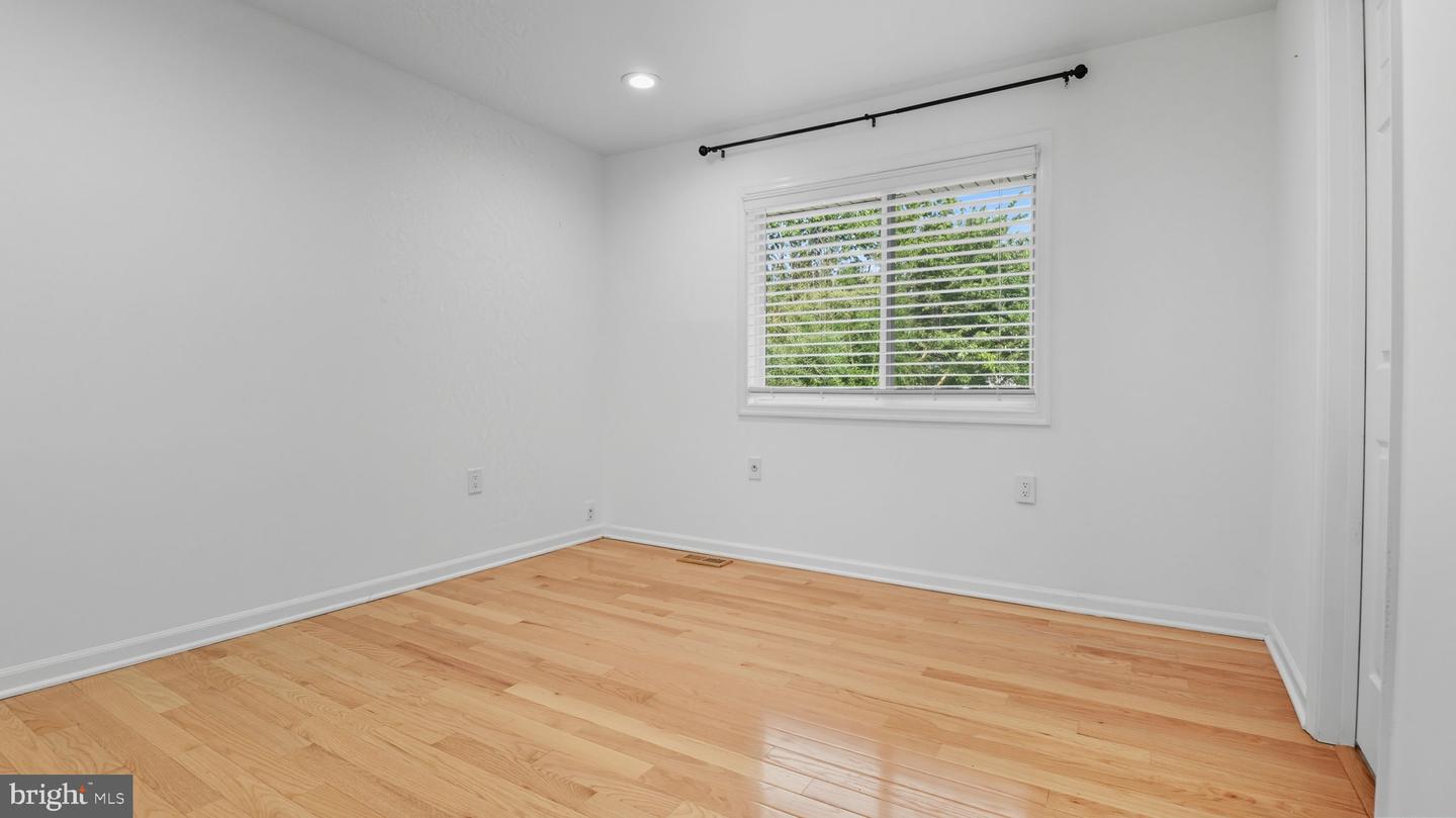 814 N CROYDON ST, STERLING, Virginia 20164, 6 Bedrooms Bedrooms, 8 Rooms Rooms,2 BathroomsBathrooms,Residential,For sale,814 N CROYDON ST,VALO2106940 MLS # VALO2106940 814 N CROYDON ST, STERLING, Virginia 20164, 6 Bedrooms Bedrooms, 8 Rooms Rooms,2 BathroomsBathrooms,Residential,For sale,814 N CROYDON ST,VALO2106940 MLS # VALO2106940