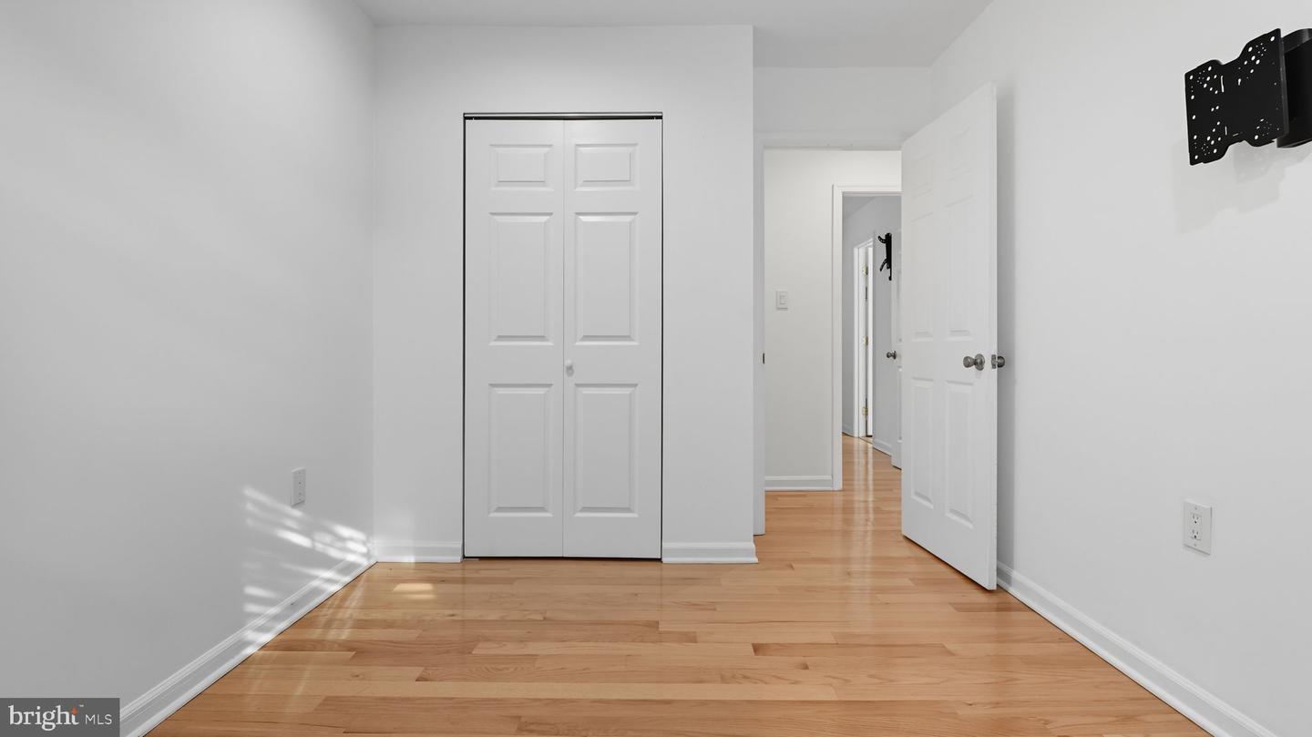 814 N CROYDON ST, STERLING, Virginia 20164, 6 Bedrooms Bedrooms, 8 Rooms Rooms,2 BathroomsBathrooms,Residential,For sale,814 N CROYDON ST,VALO2106940 MLS # VALO2106940 814 N CROYDON ST, STERLING, Virginia 20164, 6 Bedrooms Bedrooms, 8 Rooms Rooms,2 BathroomsBathrooms,Residential,For sale,814 N CROYDON ST,VALO2106940 MLS # VALO2106940