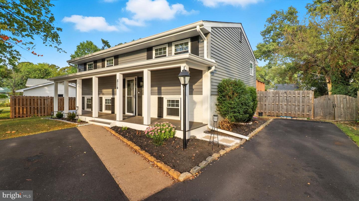 814 N CROYDON ST, STERLING, Virginia 20164, 6 Bedrooms Bedrooms, 8 Rooms Rooms,2 BathroomsBathrooms,Residential,For sale,814 N CROYDON ST,VALO2106940 MLS # VALO2106940 814 N CROYDON ST, STERLING, Virginia 20164, 6 Bedrooms Bedrooms, 8 Rooms Rooms,2 BathroomsBathrooms,Residential,For sale,814 N CROYDON ST,VALO2106940 MLS # VALO2106940