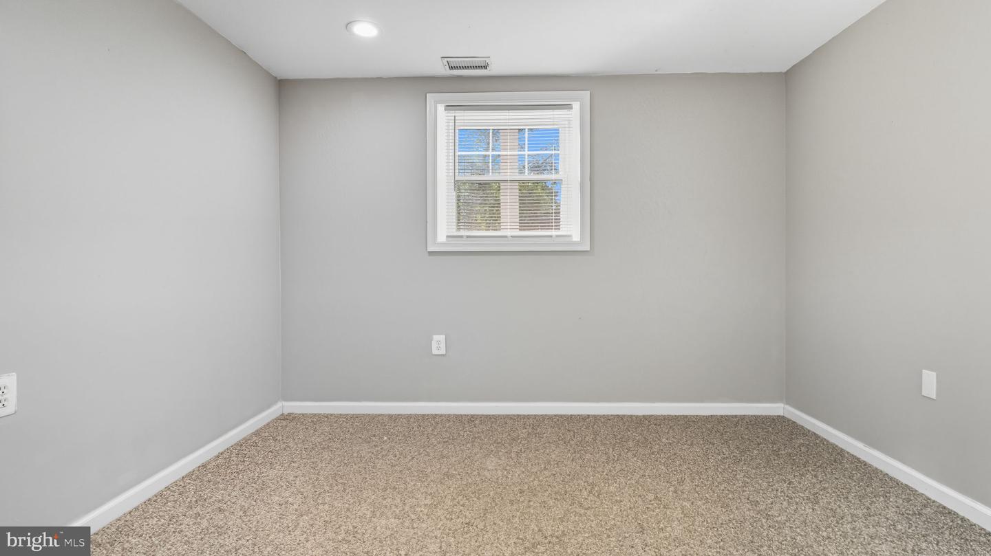 814 N CROYDON ST, STERLING, Virginia 20164, 6 Bedrooms Bedrooms, 8 Rooms Rooms,2 BathroomsBathrooms,Residential,For sale,814 N CROYDON ST,VALO2106940 MLS # VALO2106940 814 N CROYDON ST, STERLING, Virginia 20164, 6 Bedrooms Bedrooms, 8 Rooms Rooms,2 BathroomsBathrooms,Residential,For sale,814 N CROYDON ST,VALO2106940 MLS # VALO2106940