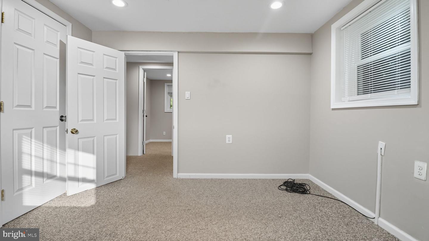 814 N CROYDON ST, STERLING, Virginia 20164, 6 Bedrooms Bedrooms, 8 Rooms Rooms,2 BathroomsBathrooms,Residential,For sale,814 N CROYDON ST,VALO2106940 MLS # VALO2106940 814 N CROYDON ST, STERLING, Virginia 20164, 6 Bedrooms Bedrooms, 8 Rooms Rooms,2 BathroomsBathrooms,Residential,For sale,814 N CROYDON ST,VALO2106940 MLS # VALO2106940